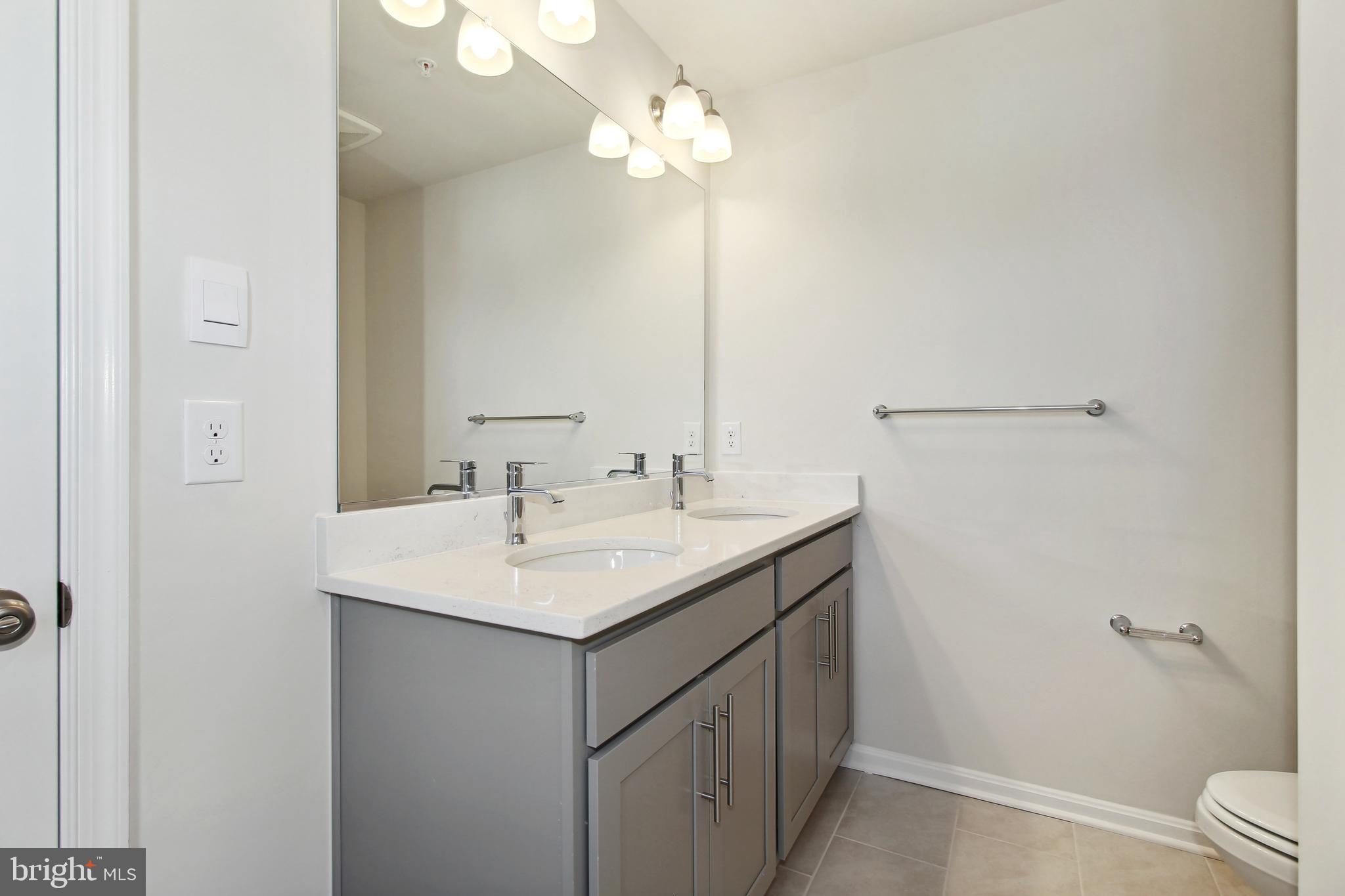 RENN QUARTER - Residential Lease