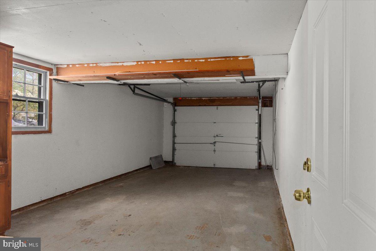 OVERBROOK - Residential