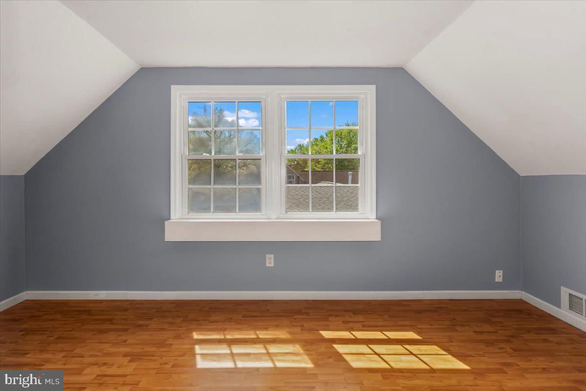 OVERBROOK - Residential