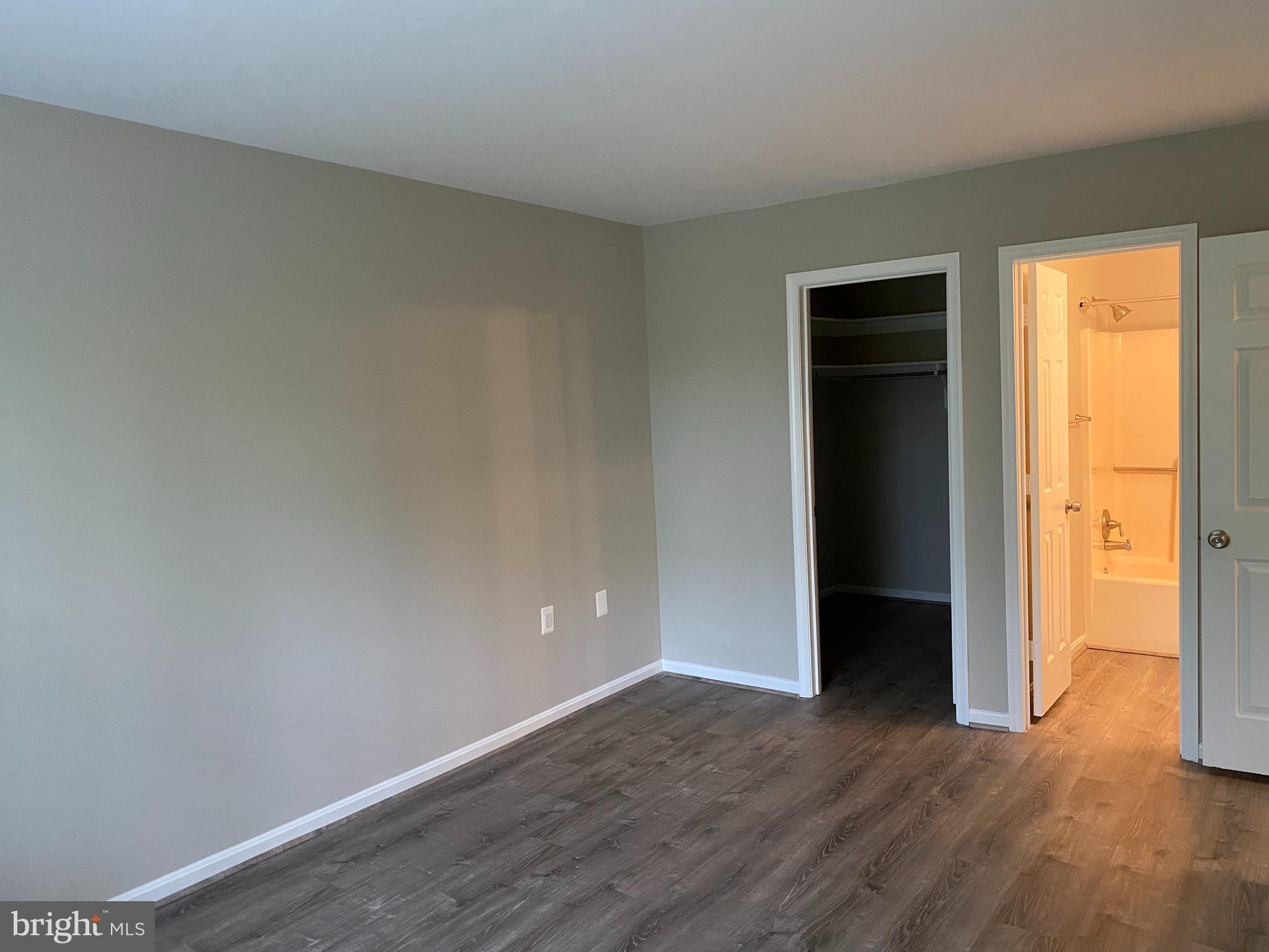 ROLLINGWOOD - Residential Lease