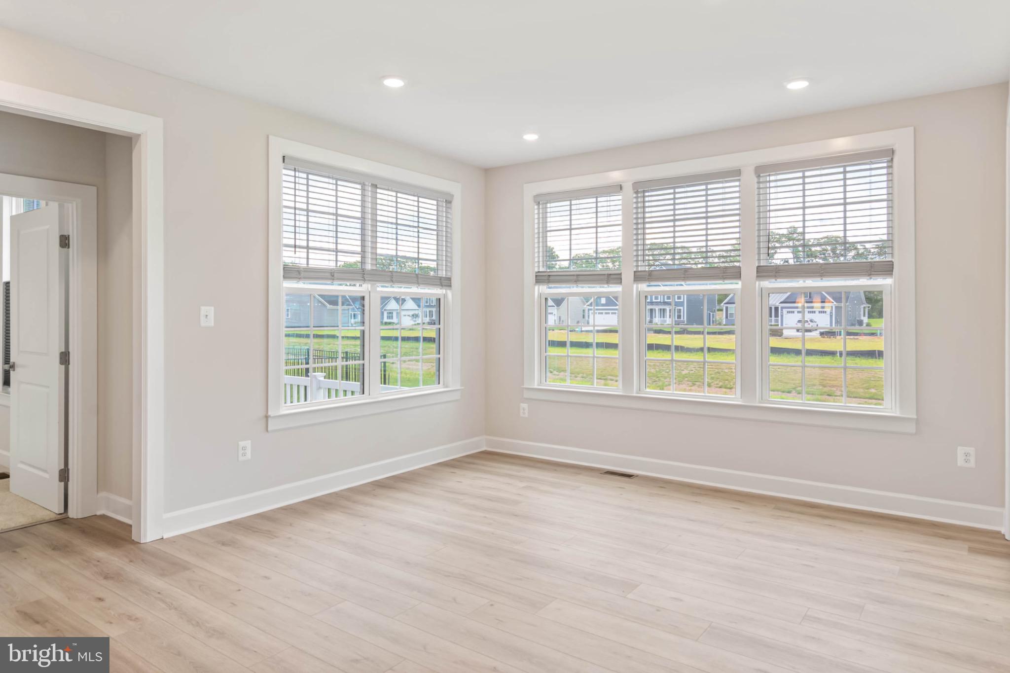 TANAGER WOODS - Residential