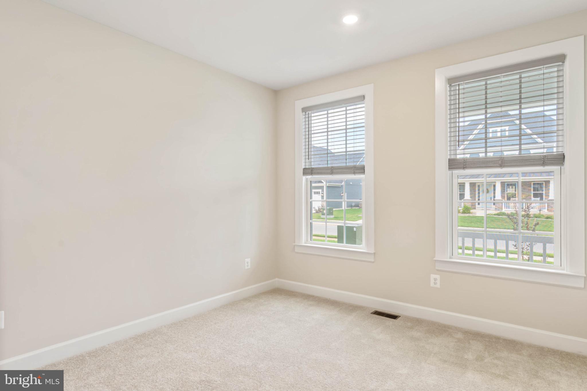 TANAGER WOODS - Residential