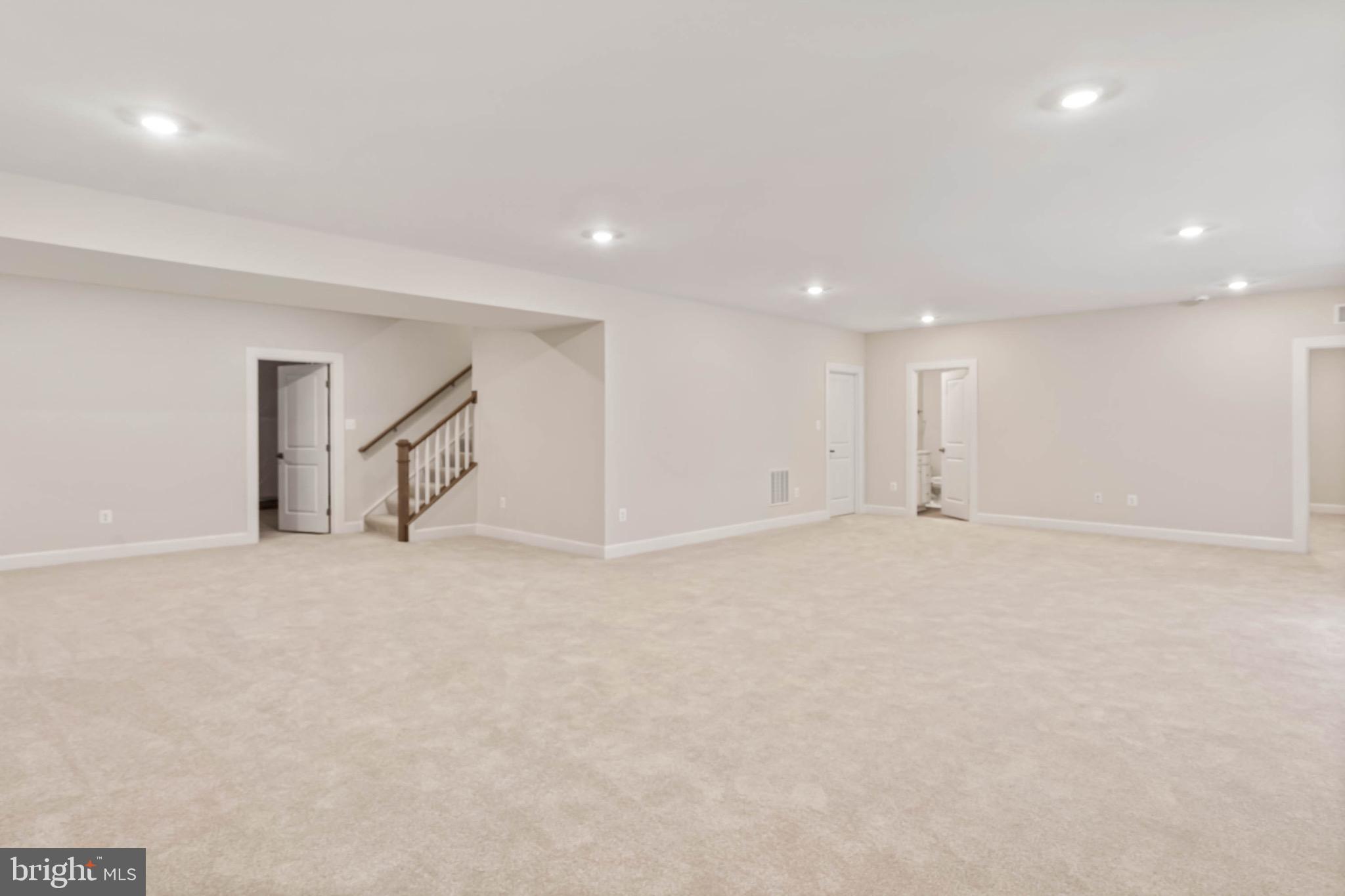 TANAGER WOODS - Residential