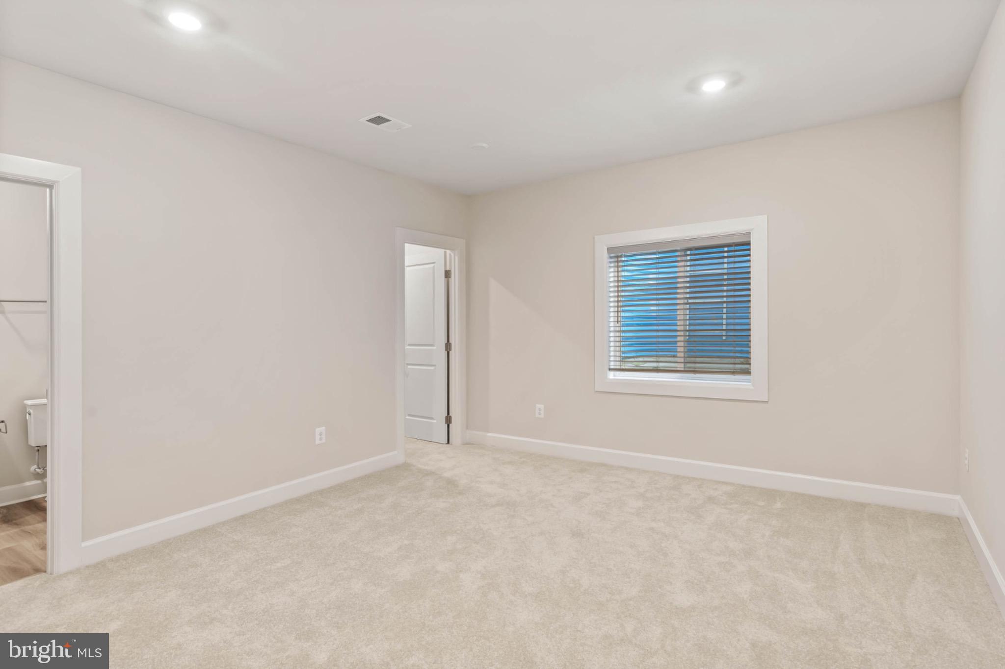 TANAGER WOODS - Residential