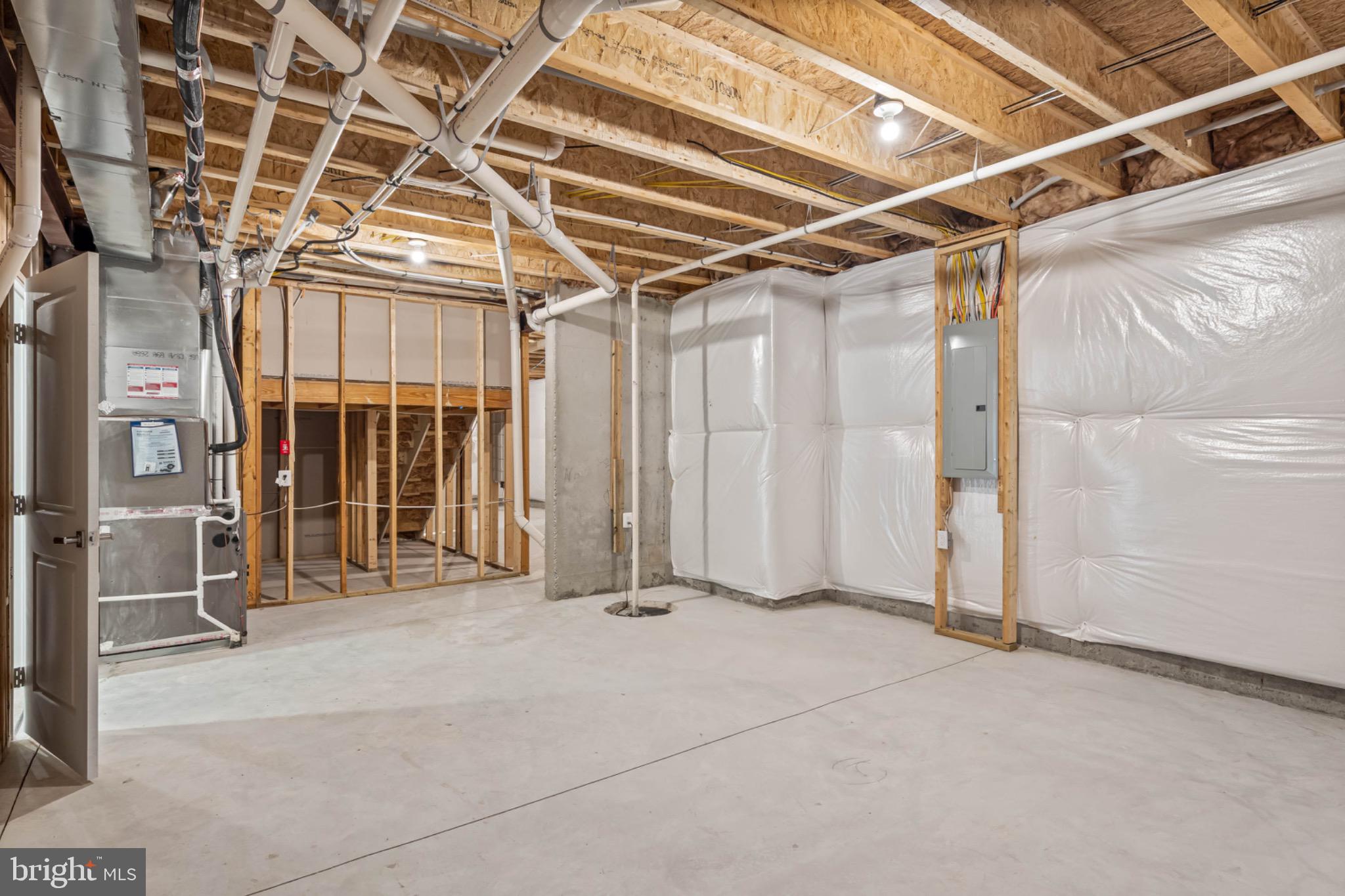 TANAGER WOODS - Residential