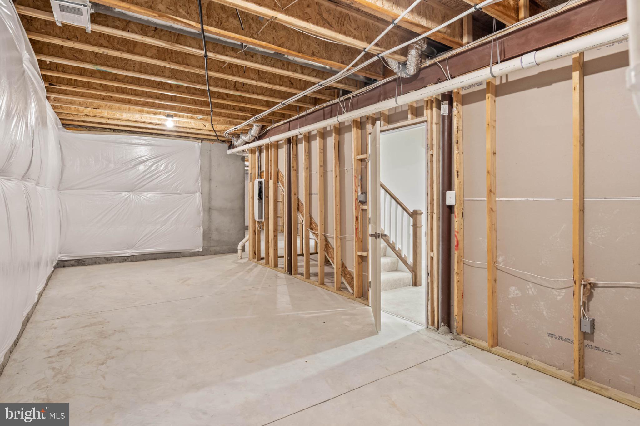 TANAGER WOODS - Residential