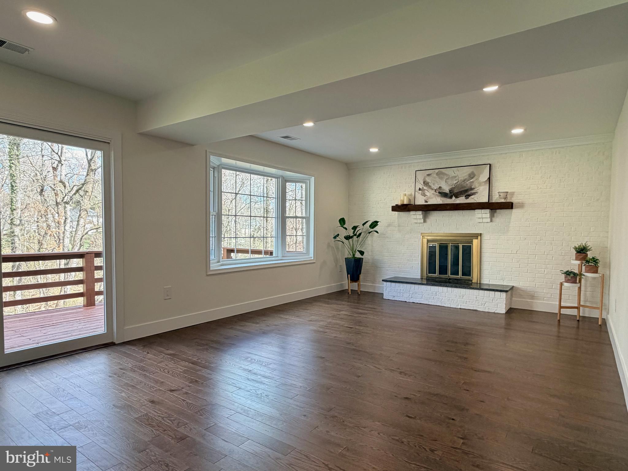 GEORGE MASON FOREST - Residential