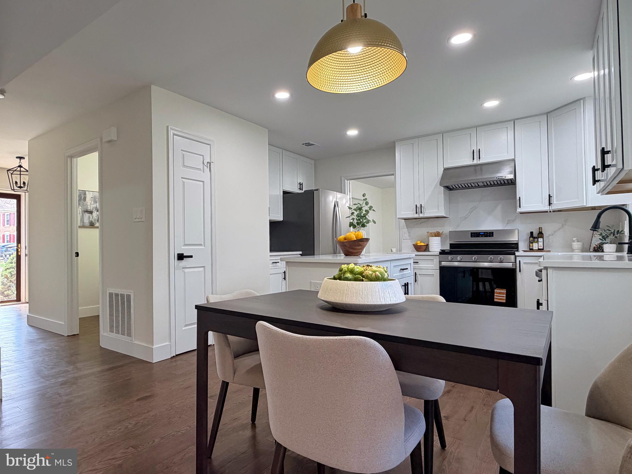 GEORGE MASON FOREST - Residential