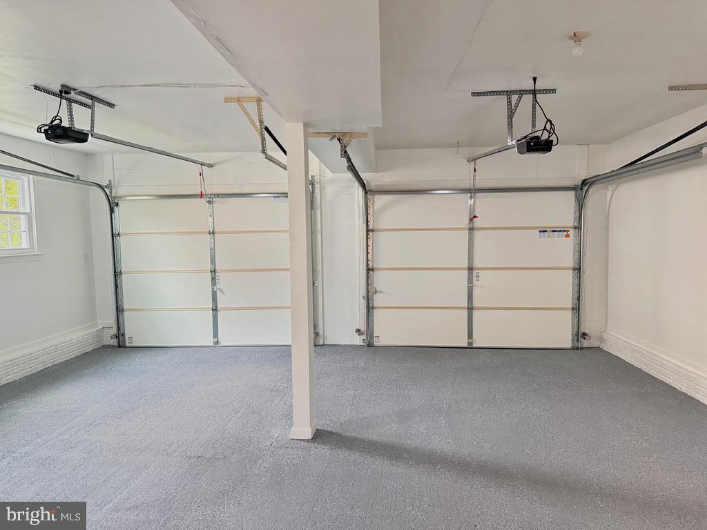 GEORGE MASON FOREST - Residential