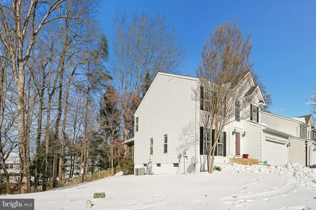 Photo of 5684 Assateague Place, MANASSAS, VA 20112 (MLS # VAPW2110576)