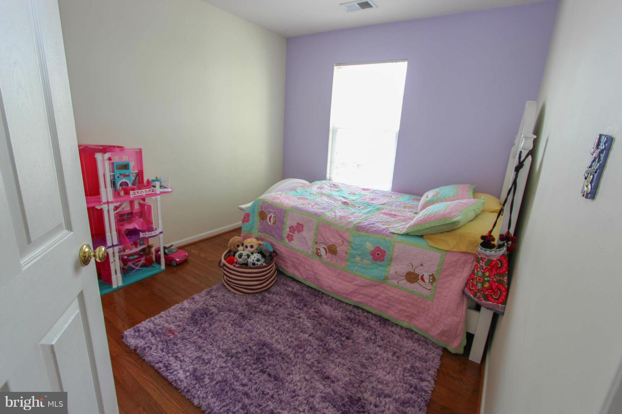 MCNAIR FARMS LANDBAY - Residential