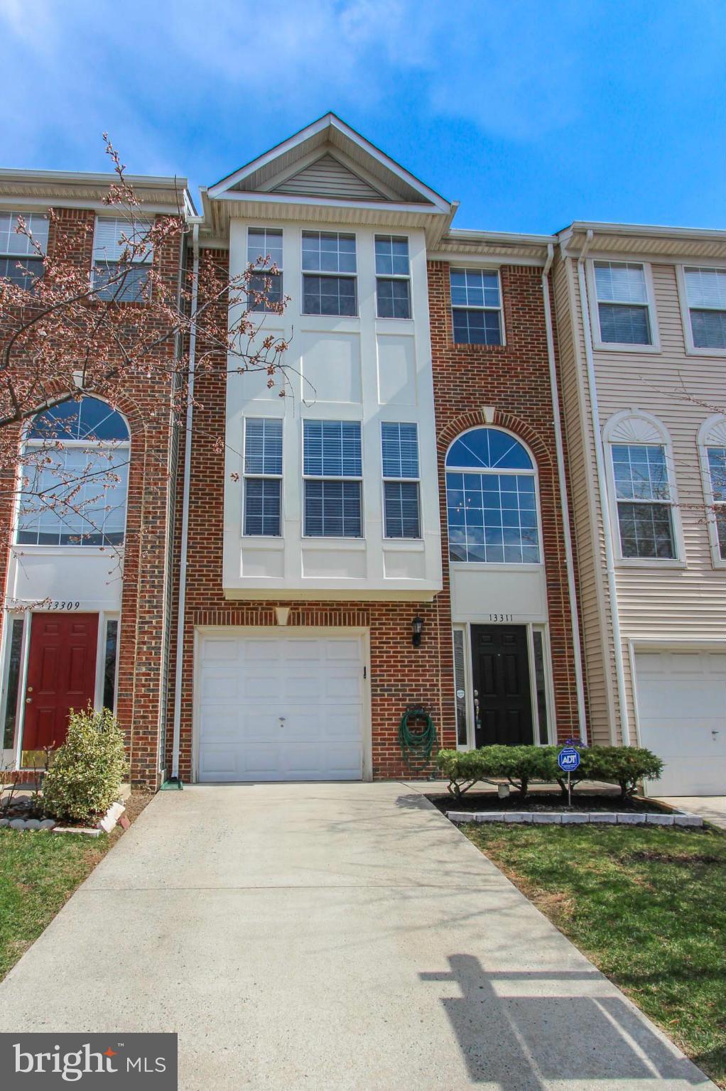 MCNAIR FARMS LANDBAY - Residential