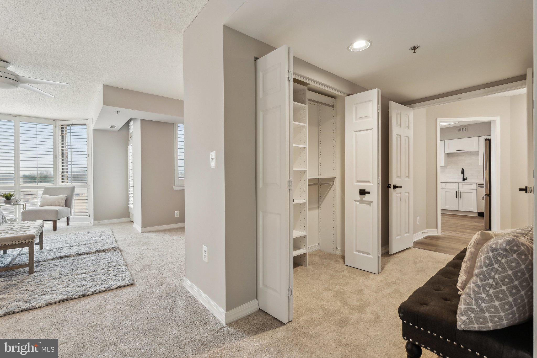 THE WISCONSIN - Residential