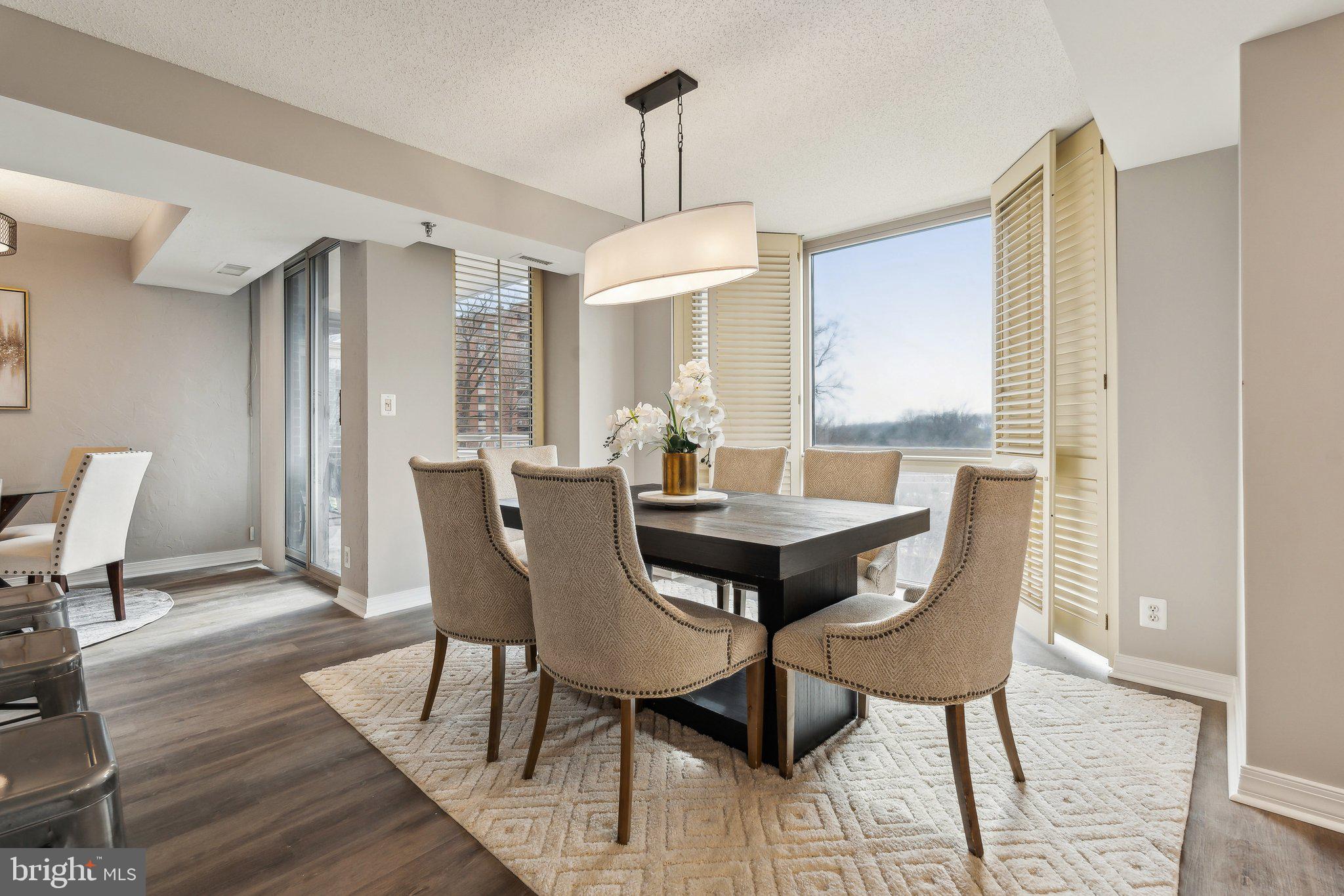 THE WISCONSIN - Residential