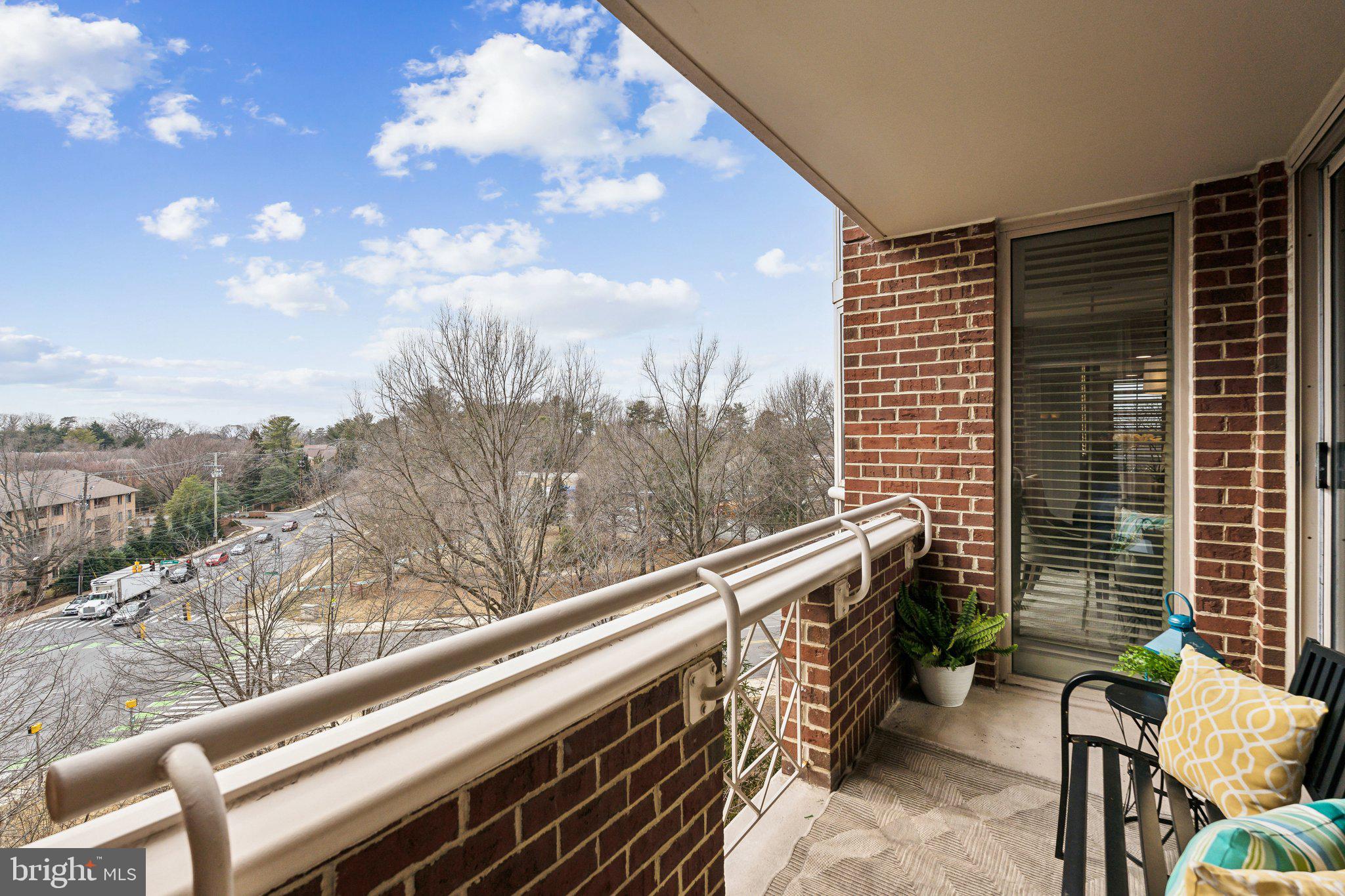 THE WISCONSIN - Residential