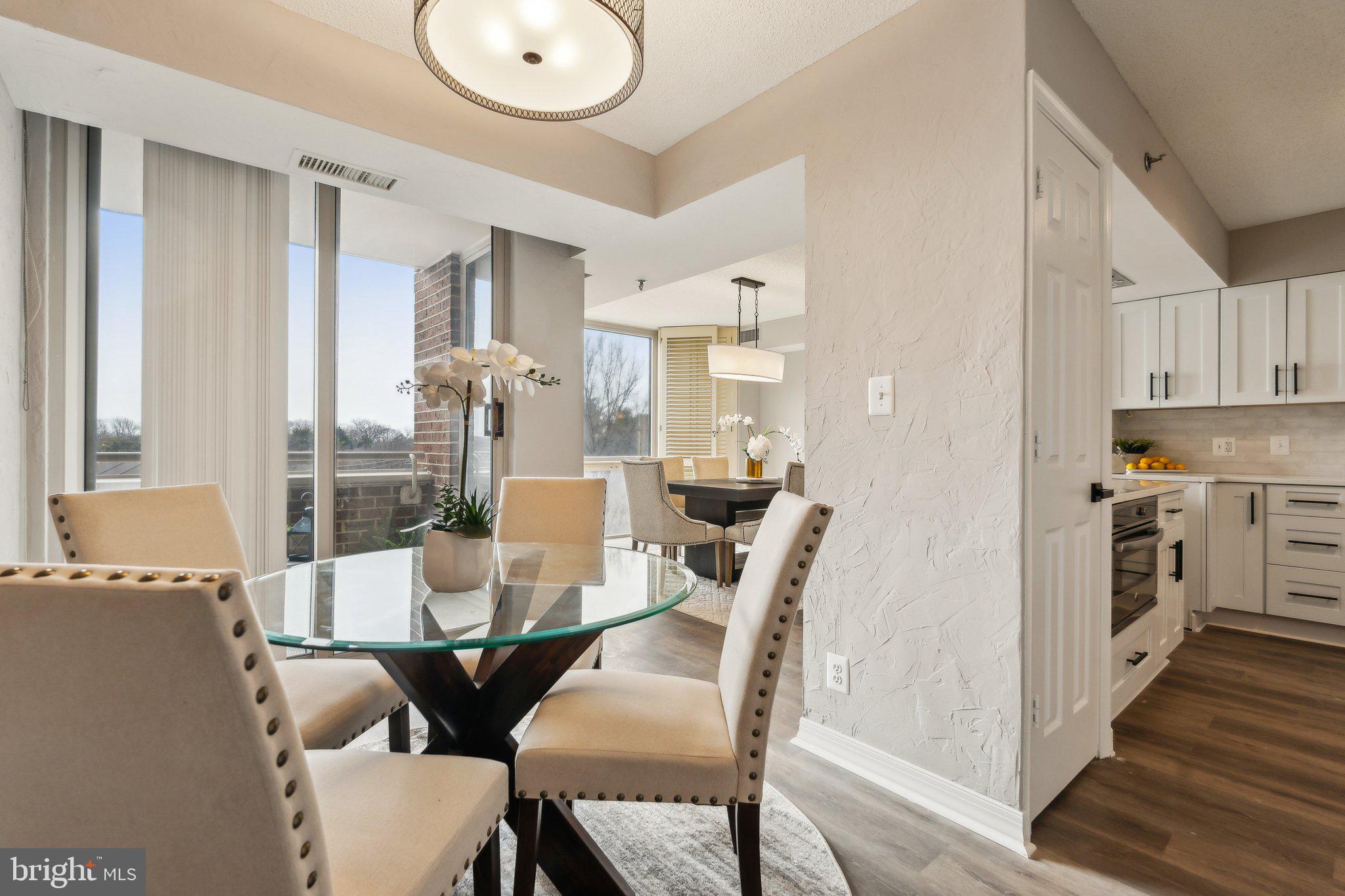 THE WISCONSIN - Residential