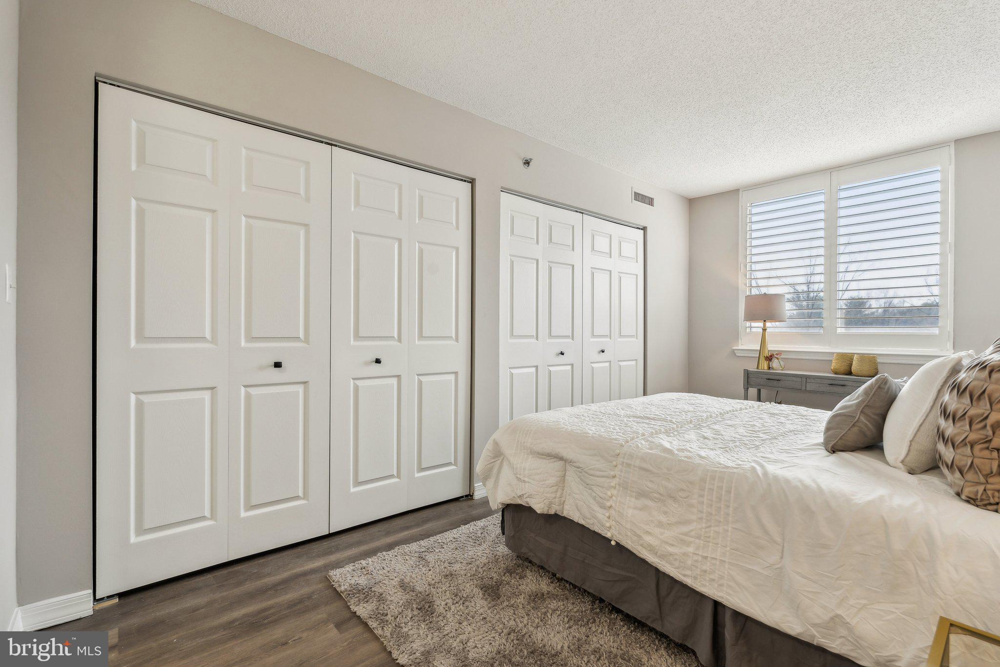 THE WISCONSIN - Residential