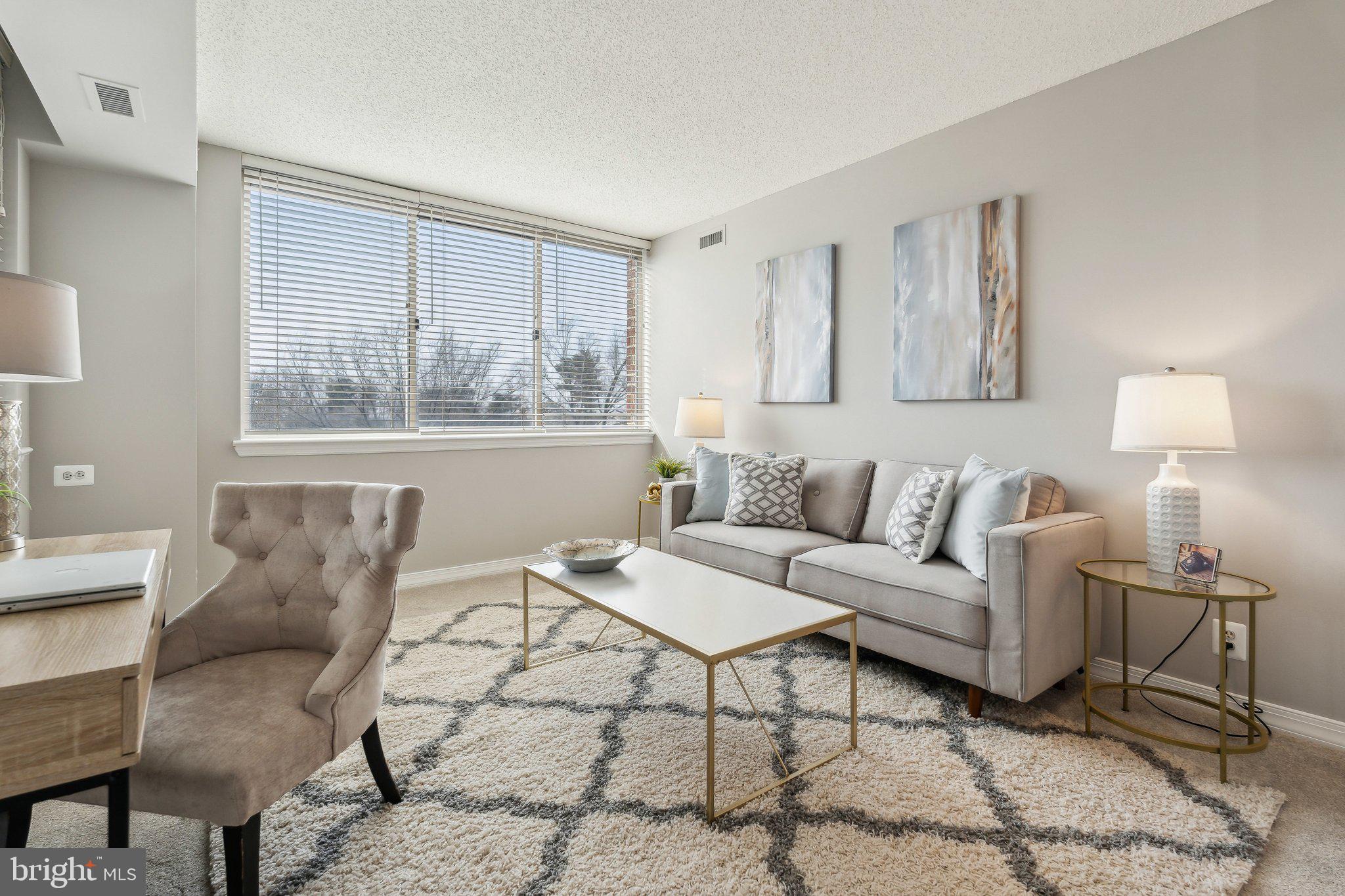 THE WISCONSIN - Residential