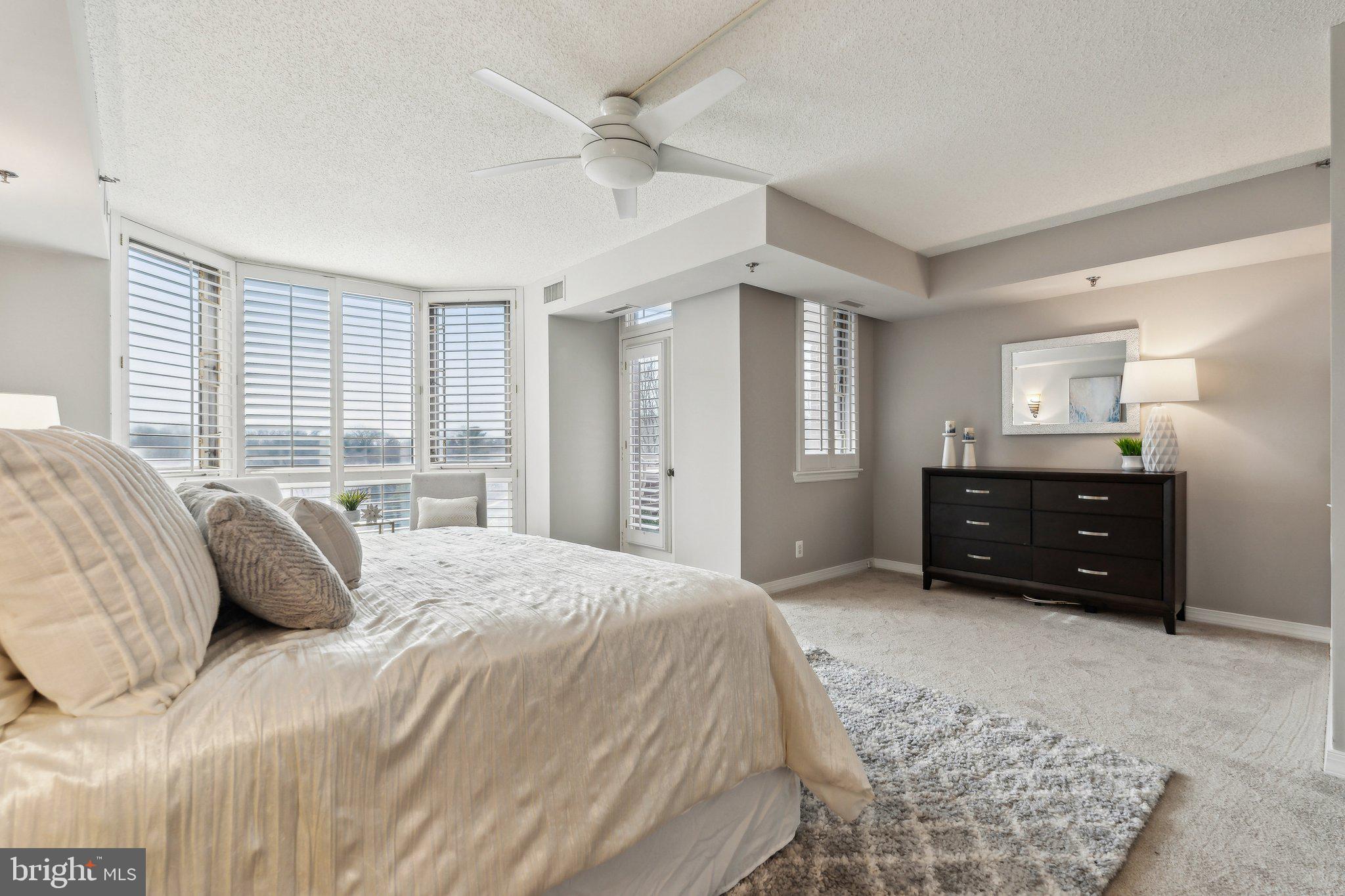 THE WISCONSIN - Residential