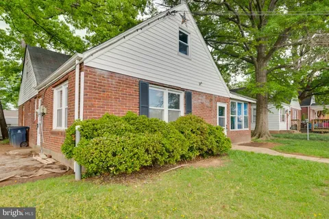 6836 Barton Road, Hyattsville, MD MLS: MDPG2150656