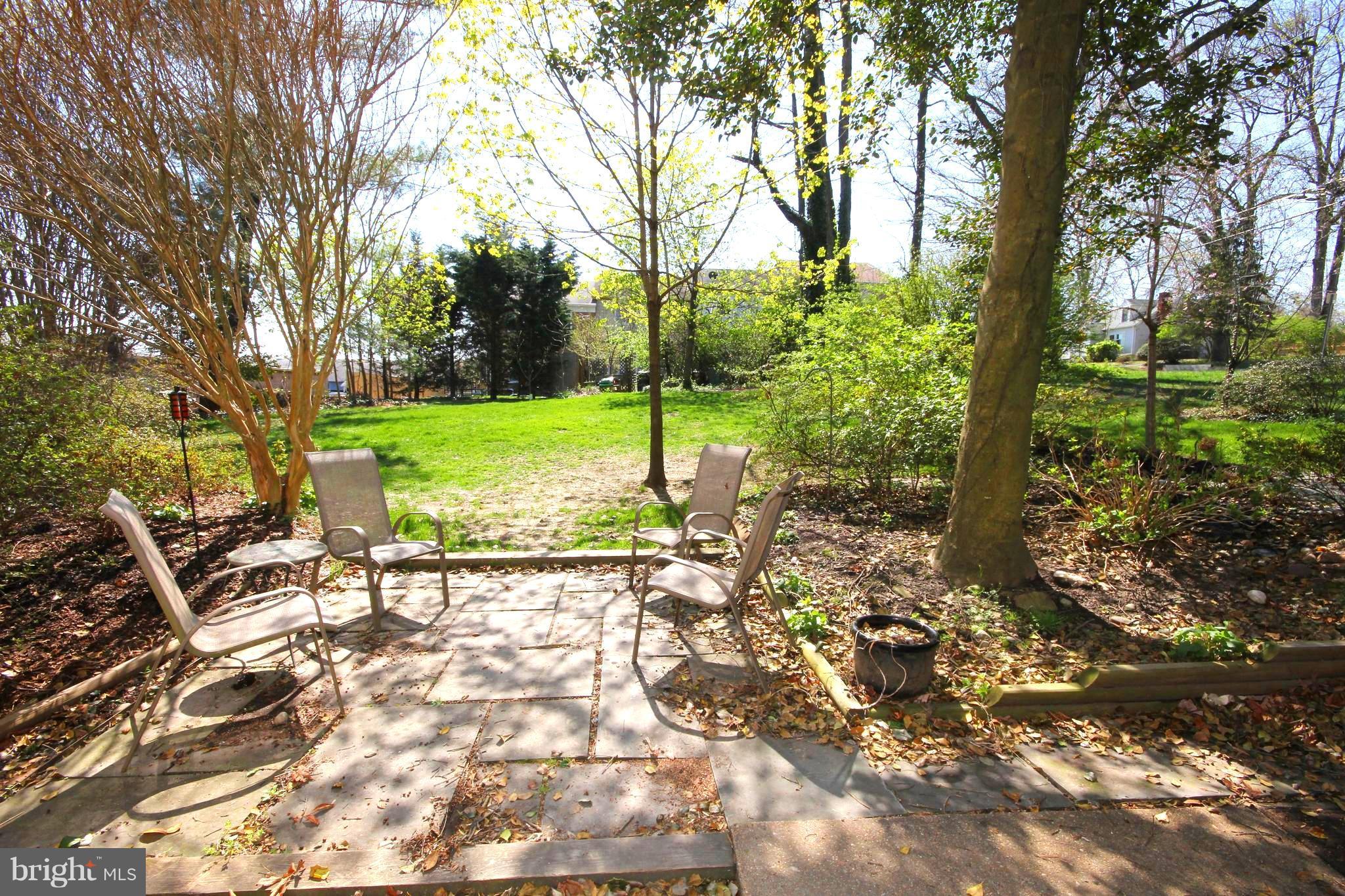 AYRHILL SQUARE - Residential Lease