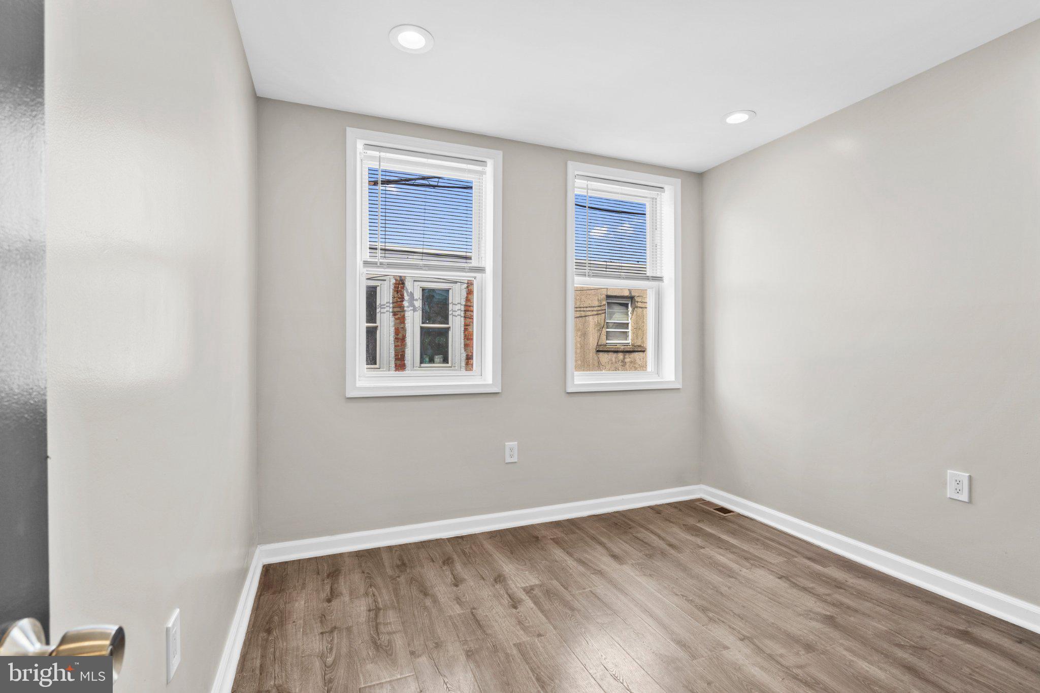 GRAYS FERRY - Residential