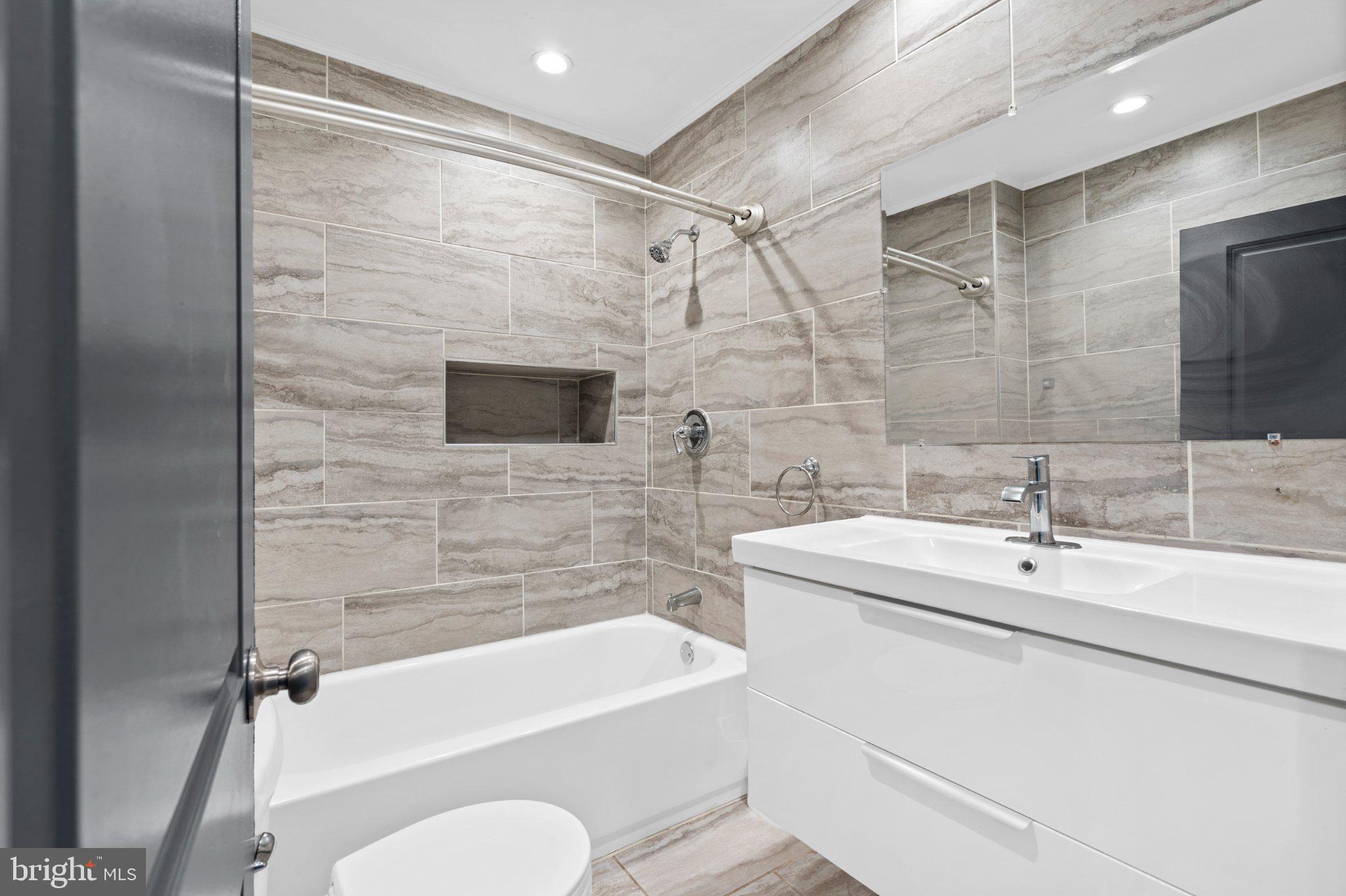 GRAYS FERRY - Residential