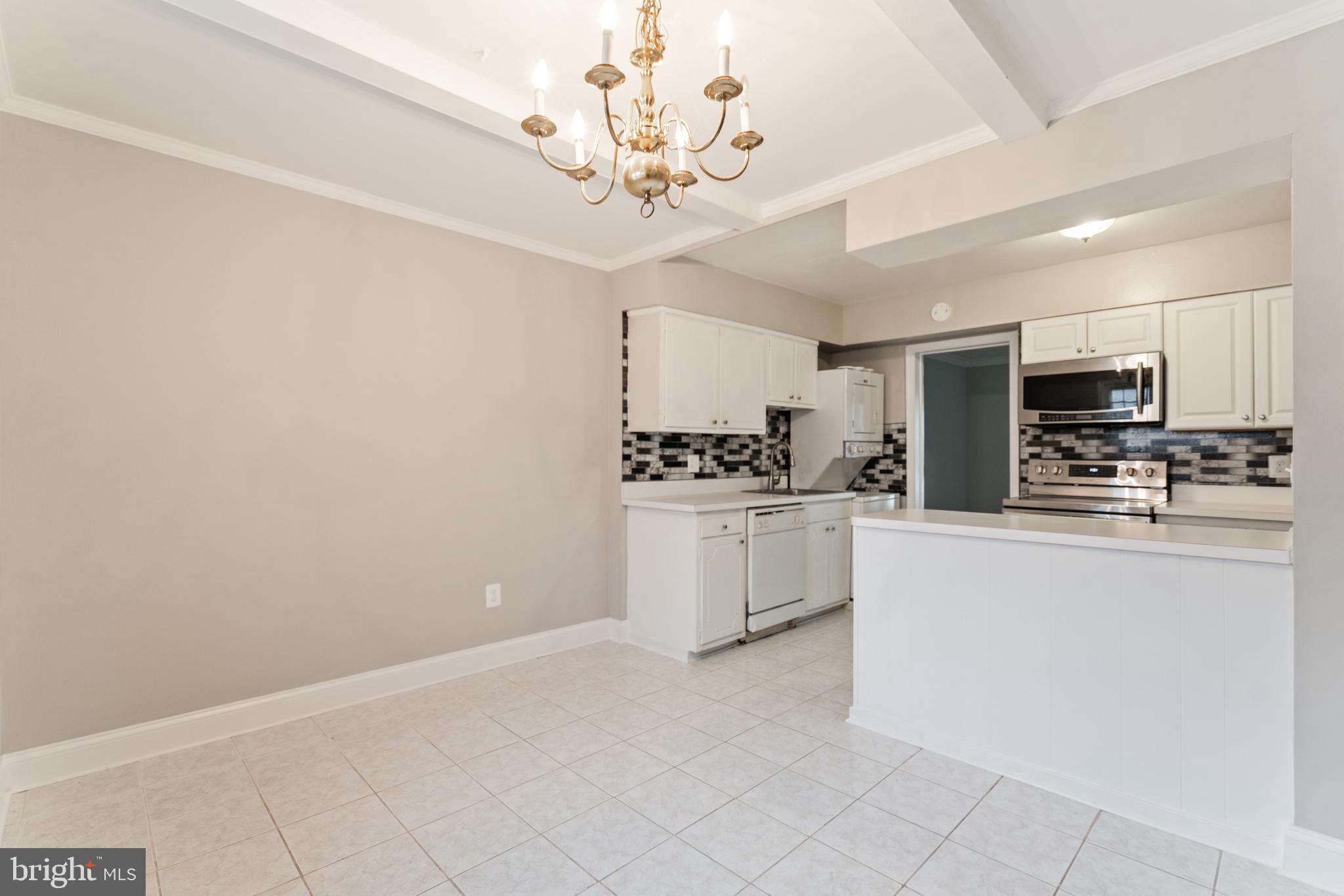 THE MEADOWS - Residential Lease