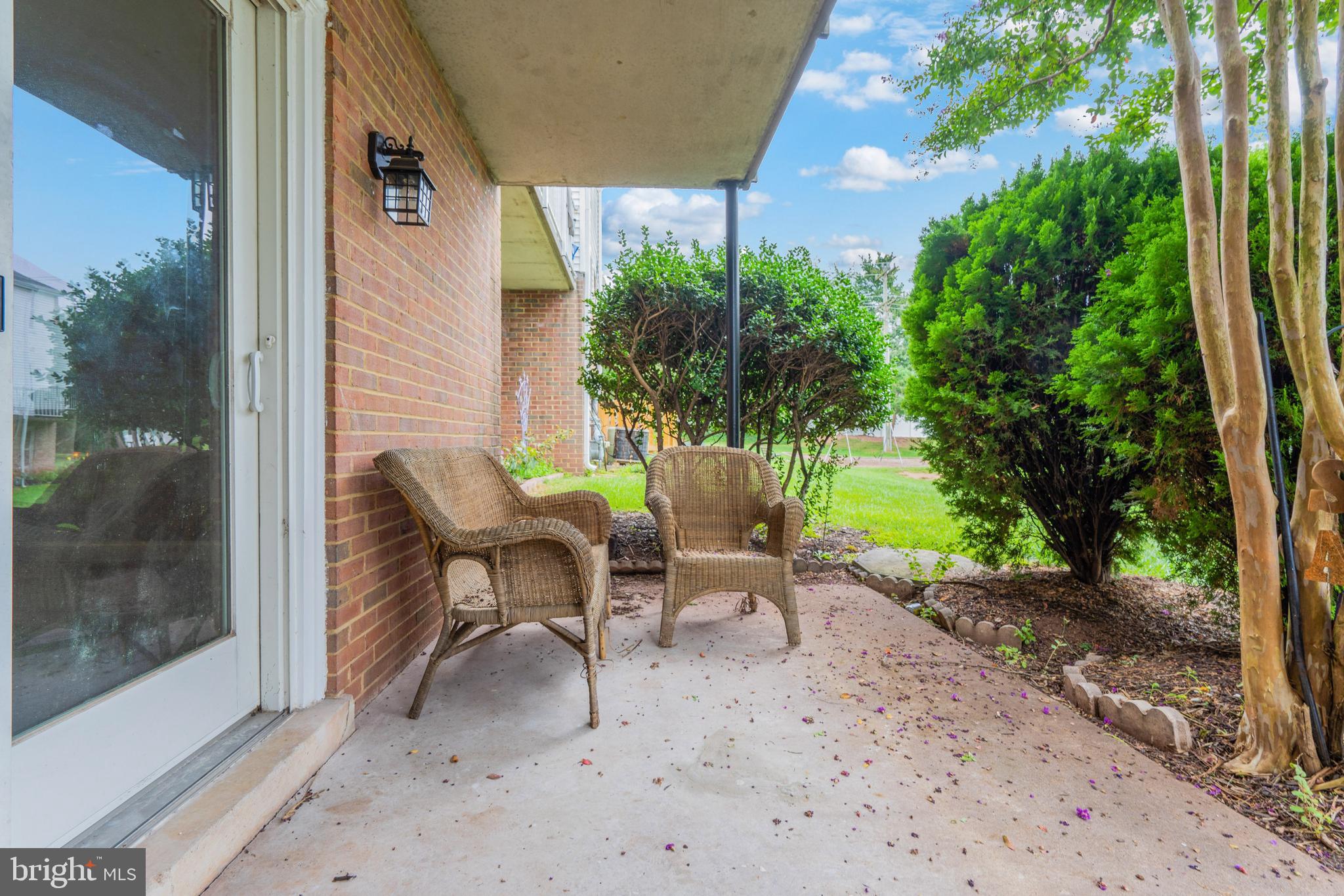 THE MEADOWS - Residential Lease