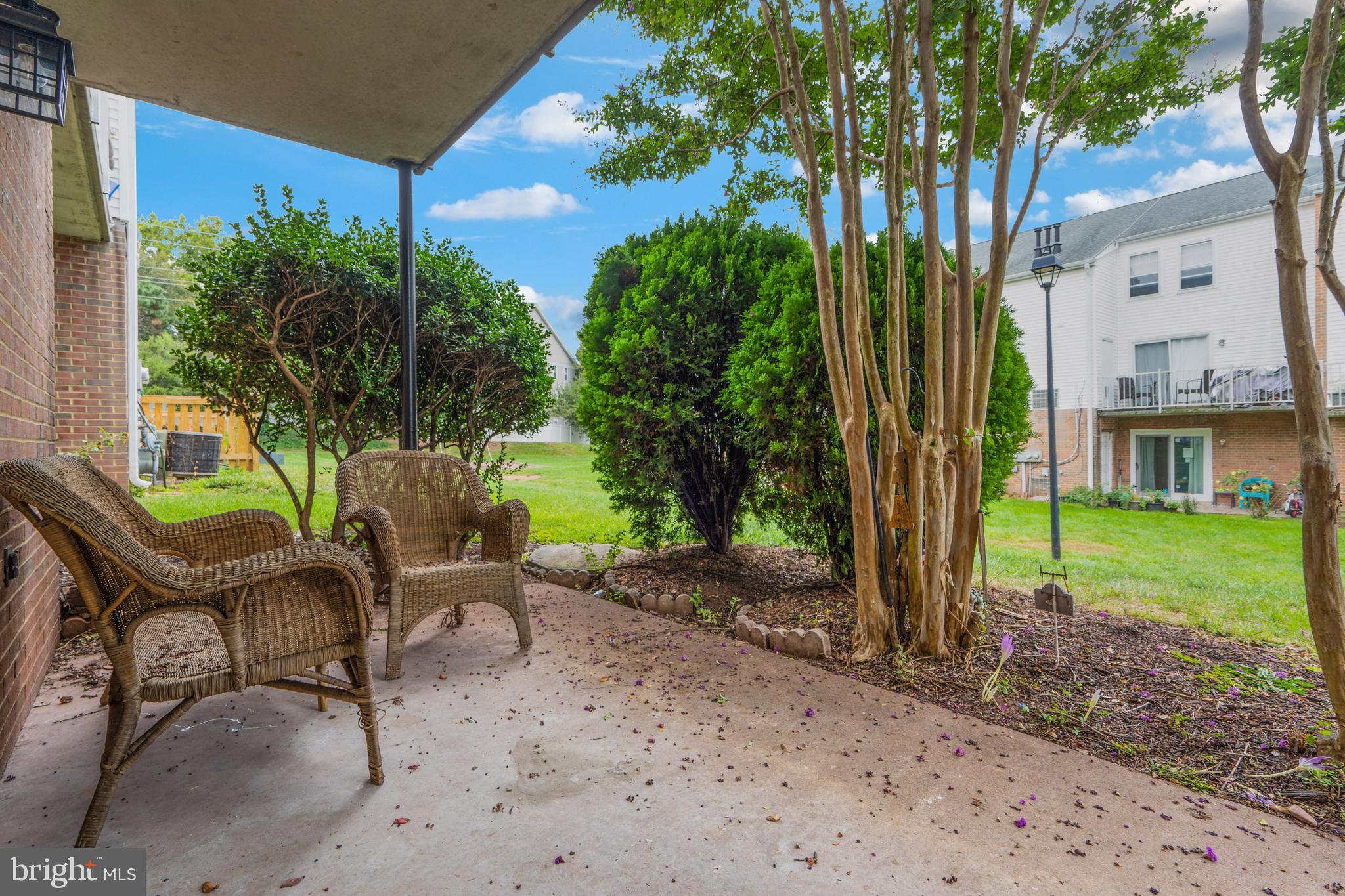 THE MEADOWS - Residential Lease