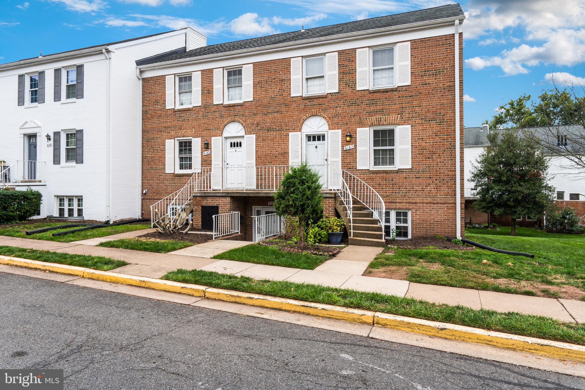 THE MEADOWS - Residential Lease