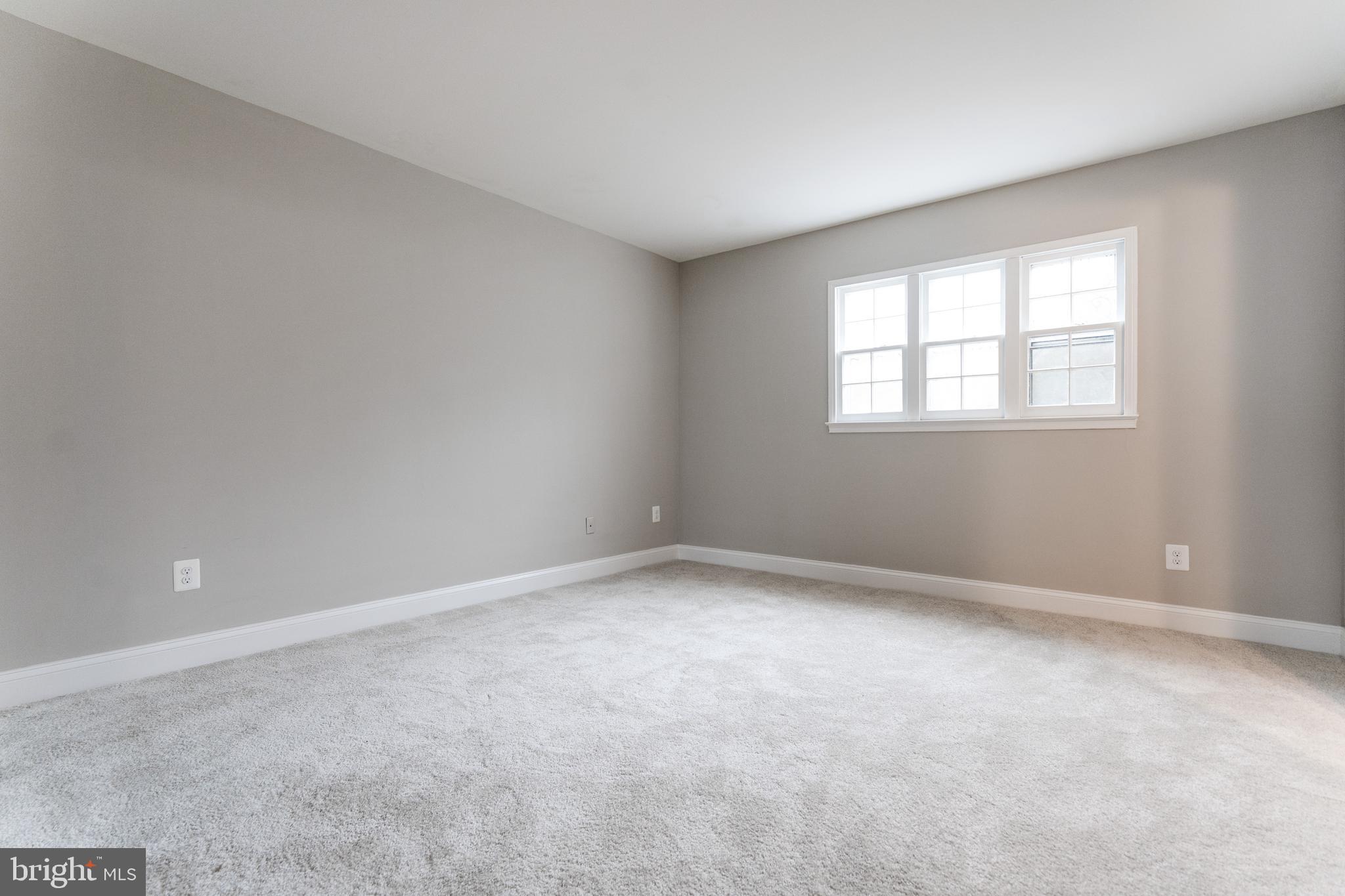 THE MEADOWS - Residential Lease