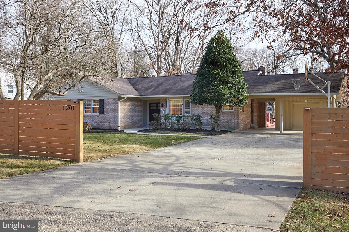 WILLOWBROOK - Residential