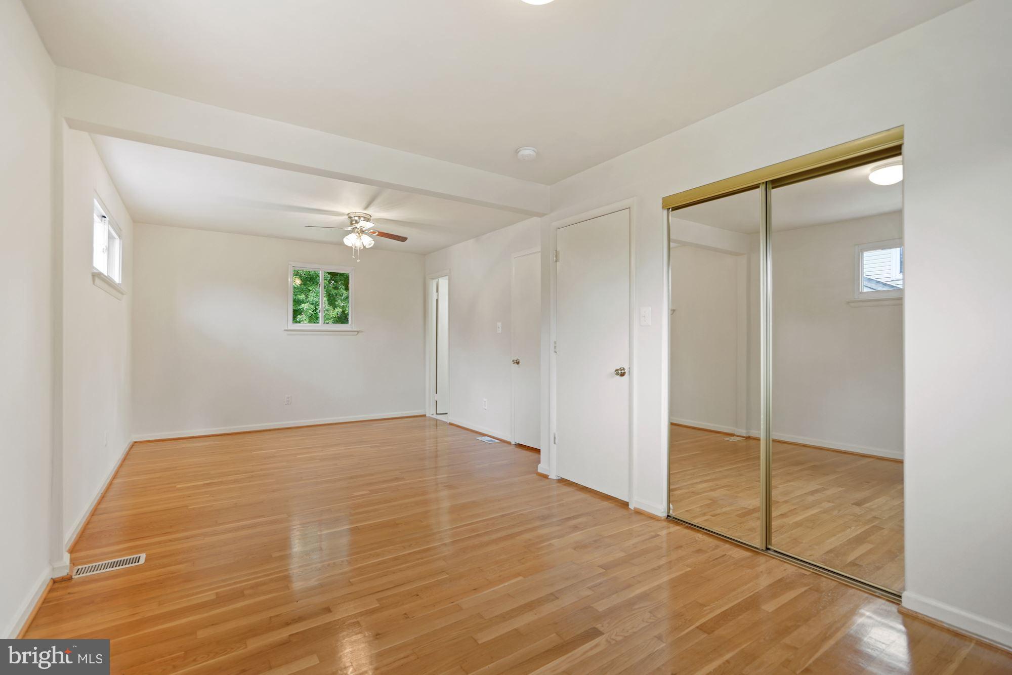 SEMINARY VALLEY - Residential Lease