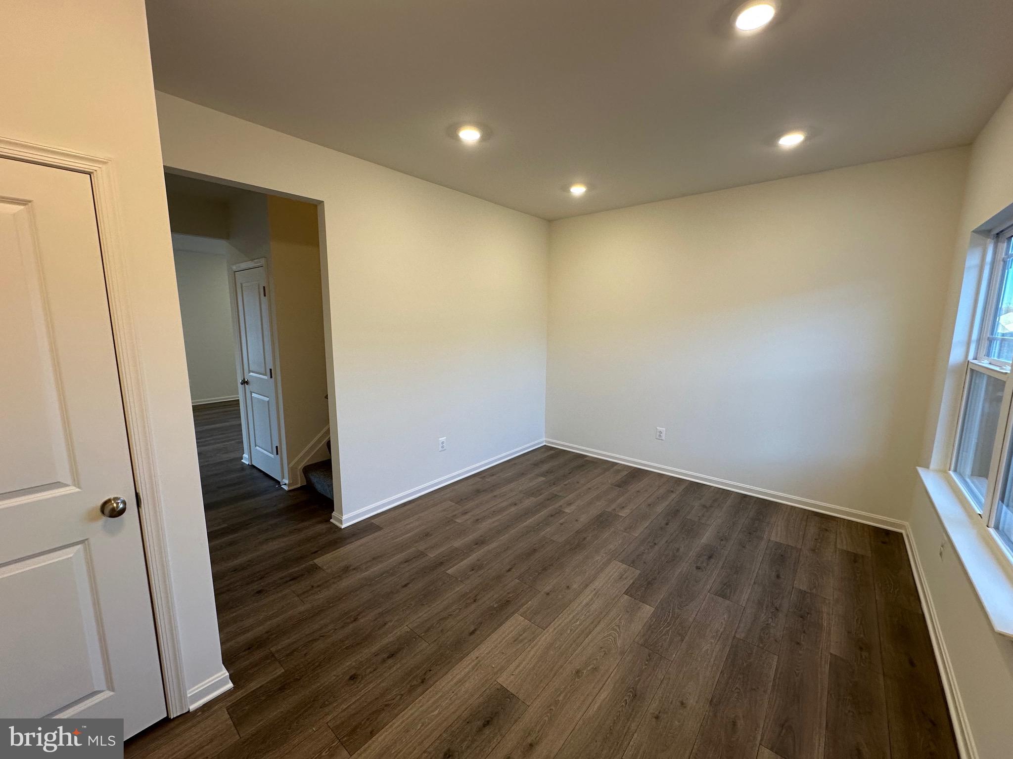 LEXINGTON ESTATES - Residential