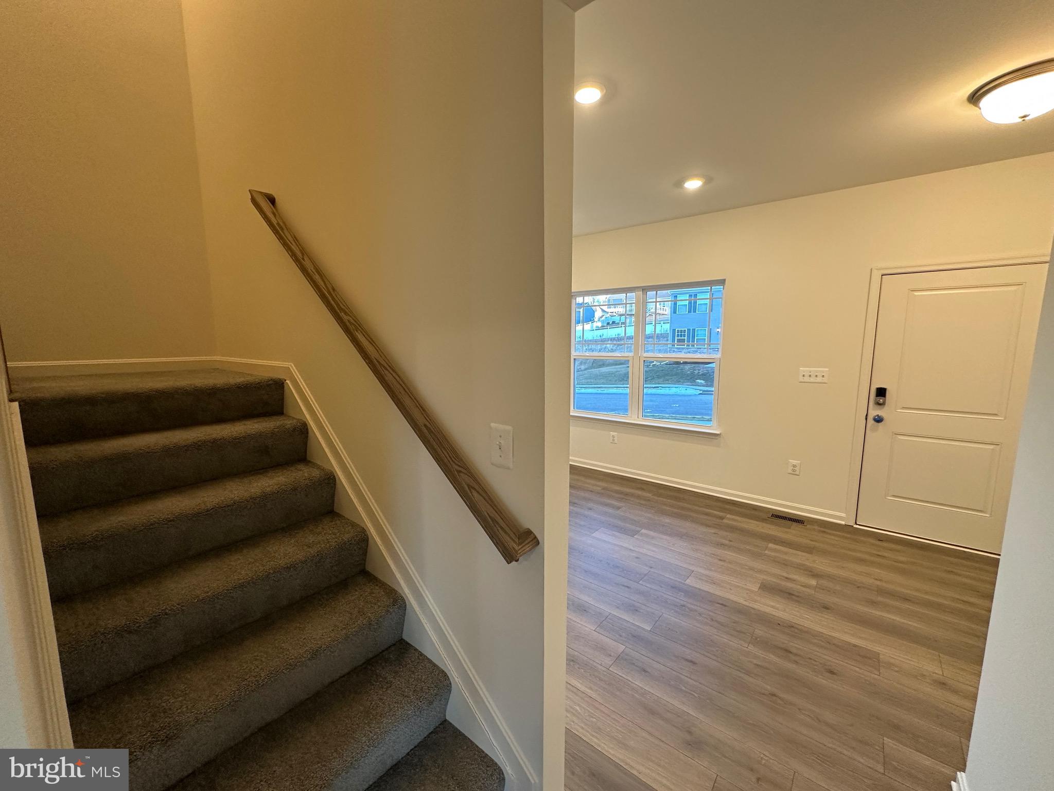 LEXINGTON ESTATES - Residential