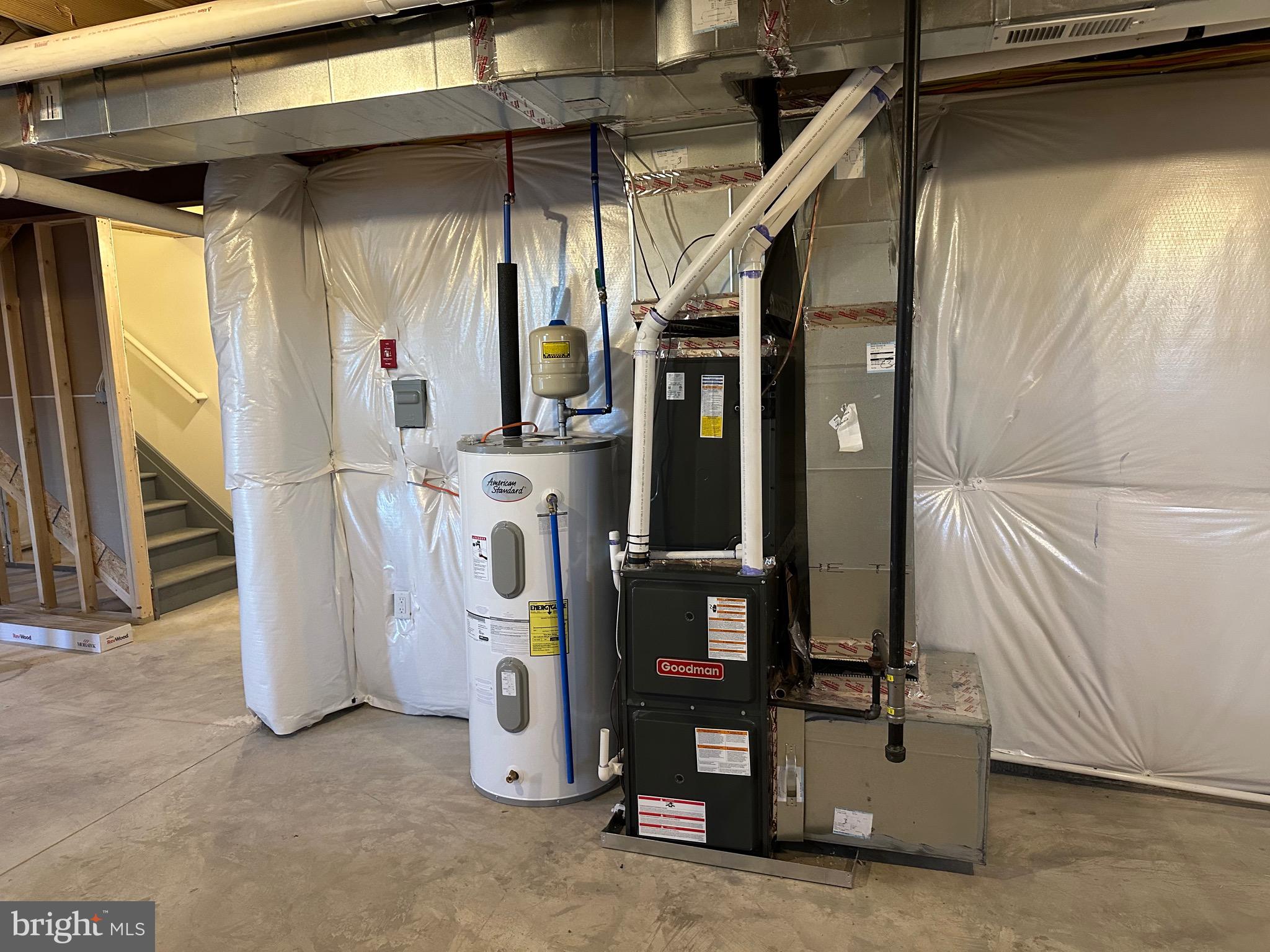 LEXINGTON ESTATES - Residential