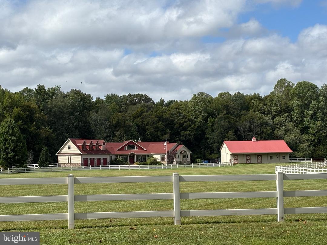 2097 EVERETTS CORNER ROAD