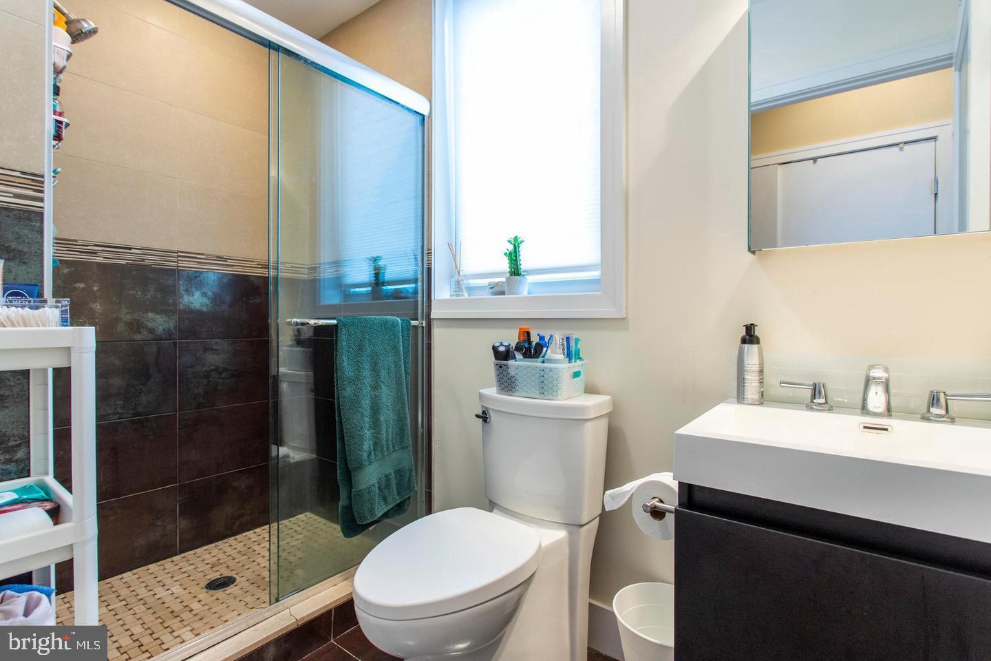 OLDE KENSINGTON - Residential Lease