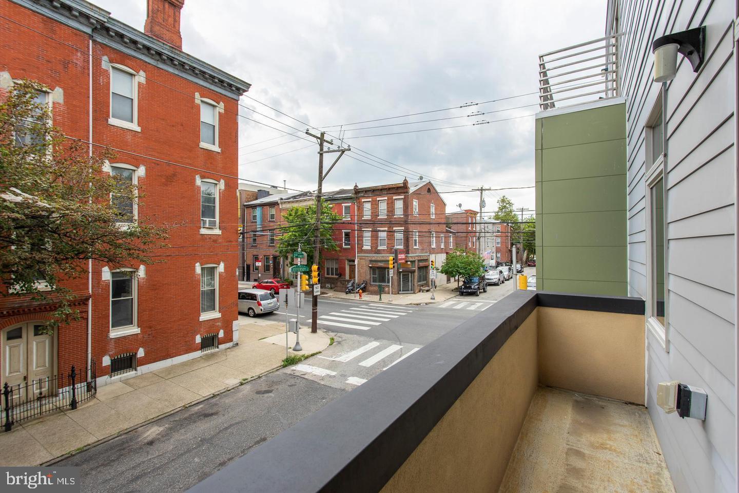 OLDE KENSINGTON - Residential Lease