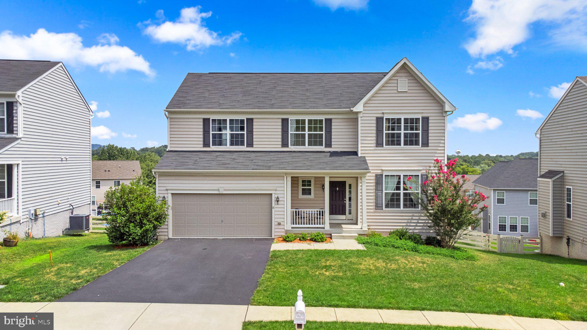 MOUNTAIN VALLEY - Residential Lease