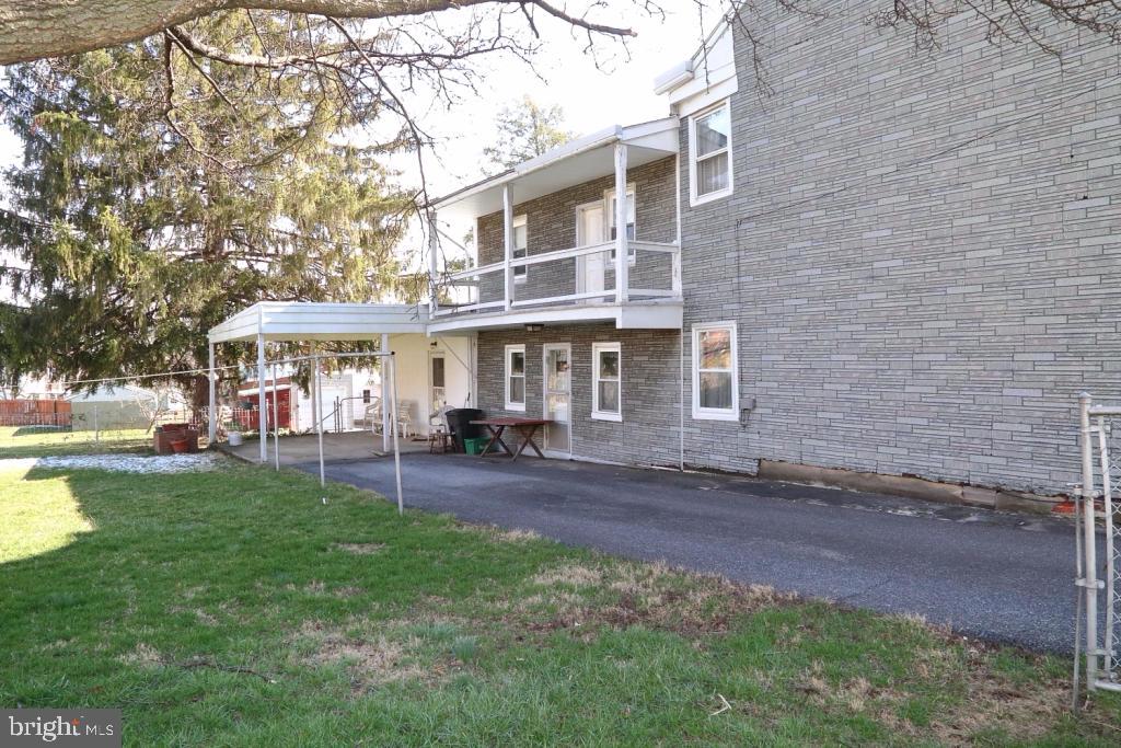 LANCASTER - Residential
