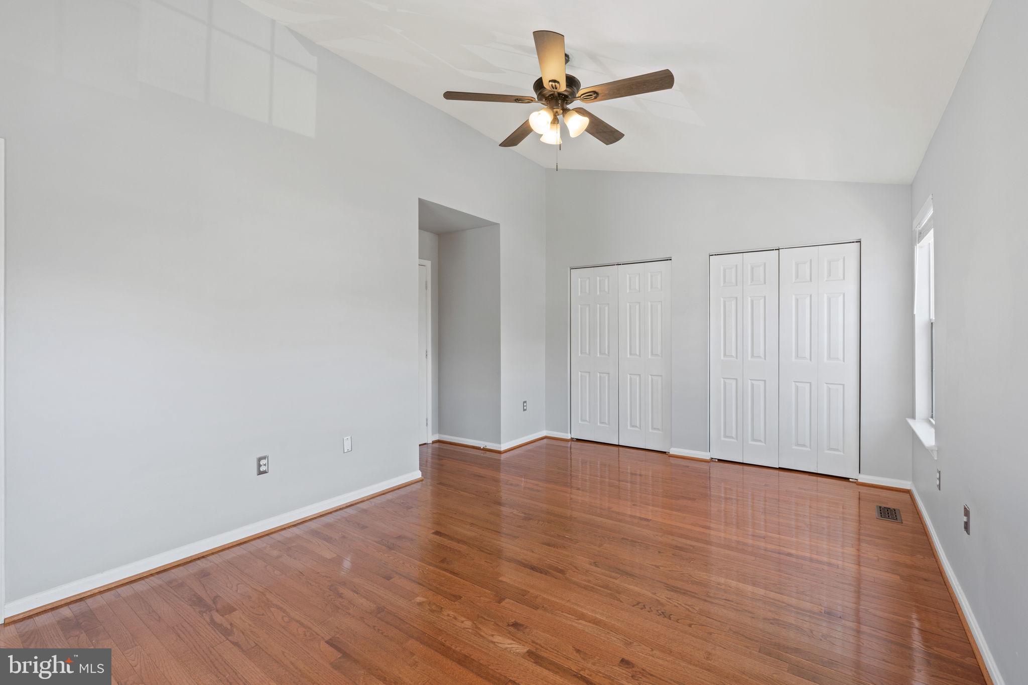 RIDGEFIELD VILLAGE - Residential