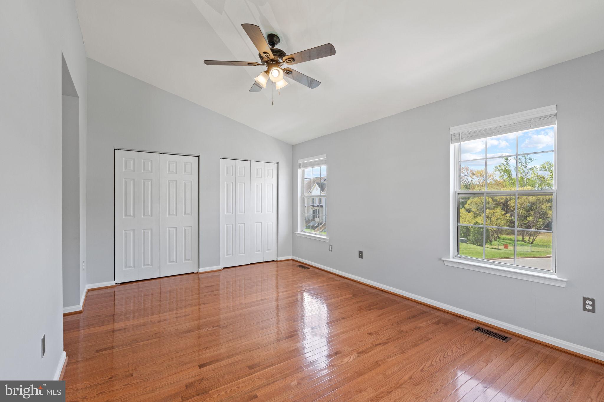 RIDGEFIELD VILLAGE - Residential