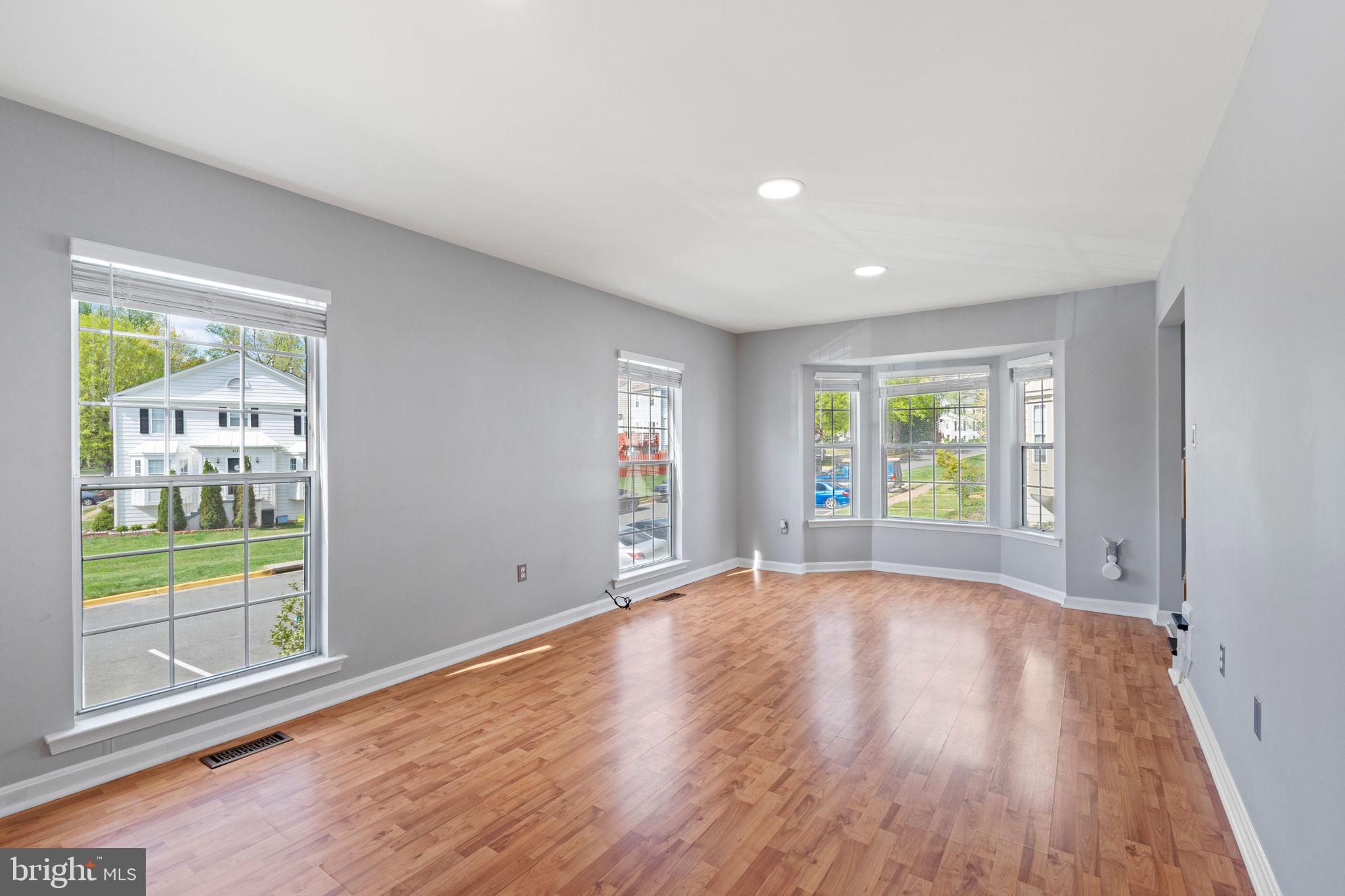 RIDGEFIELD VILLAGE - Residential