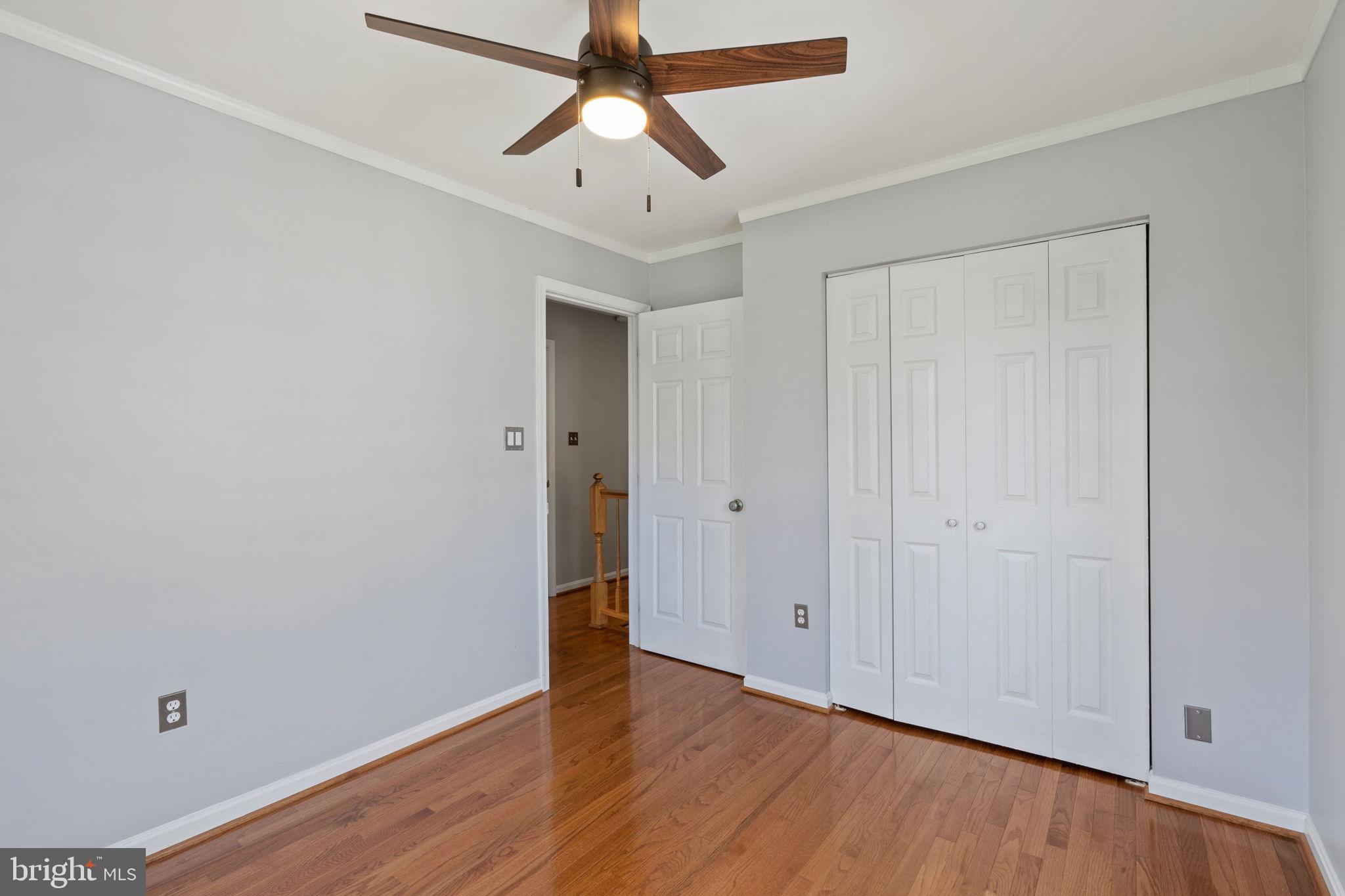 RIDGEFIELD VILLAGE - Residential