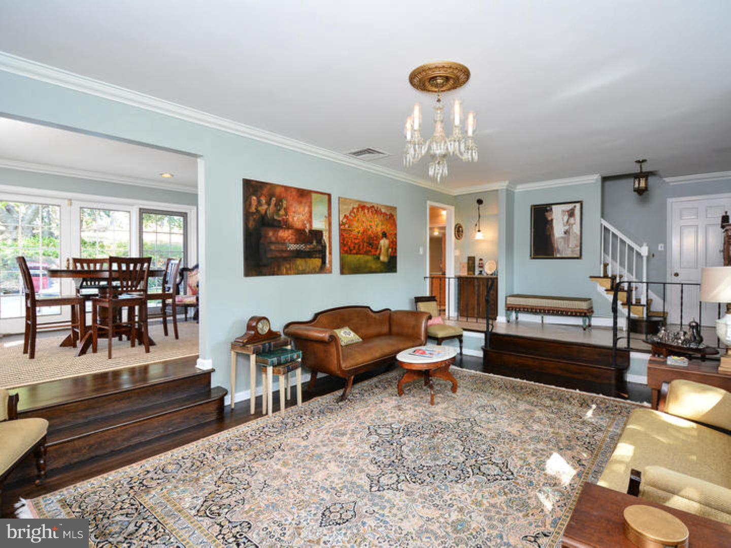 RADNOR HUNT - Residential