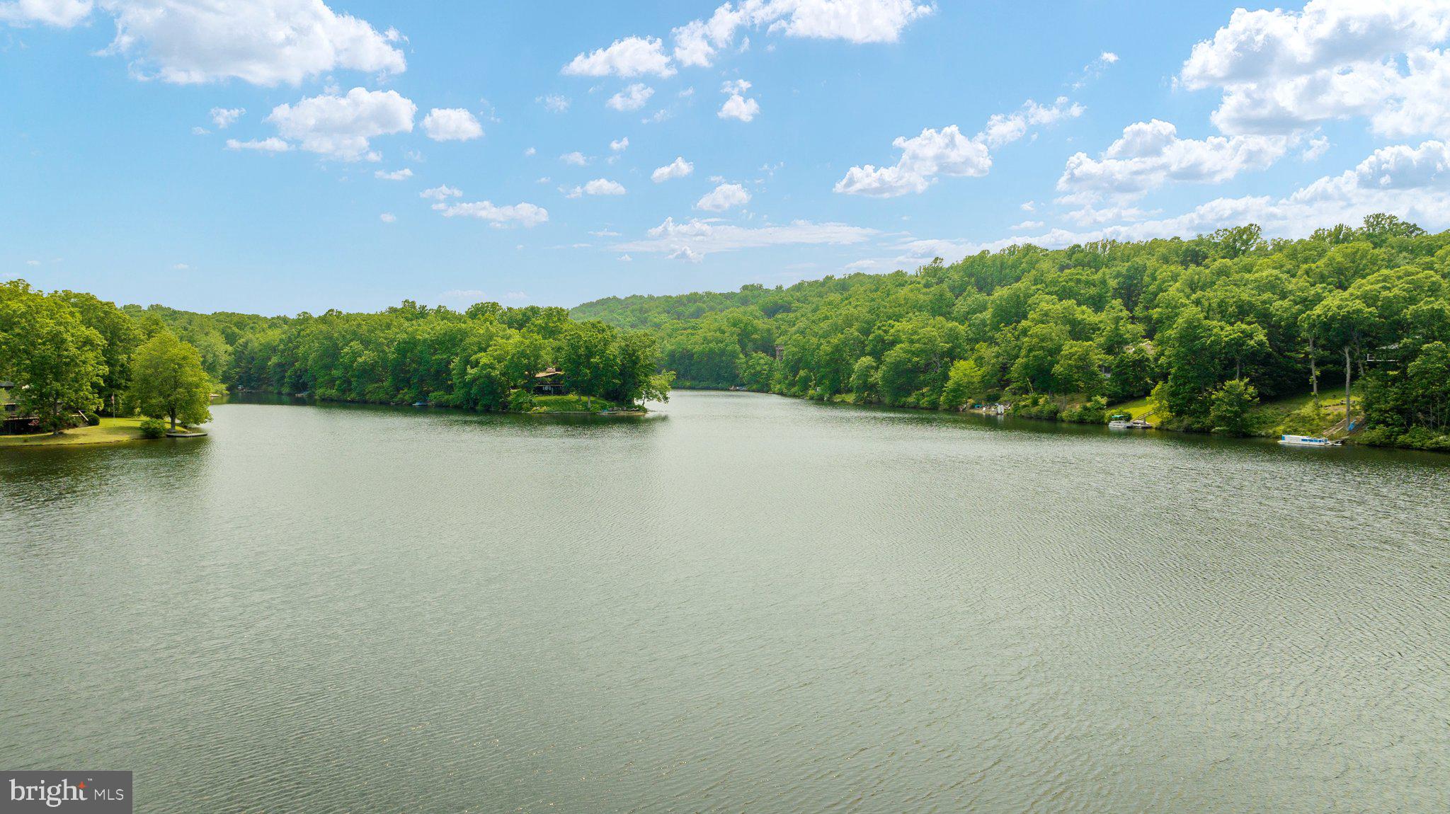 SHANNONDALE - Residential