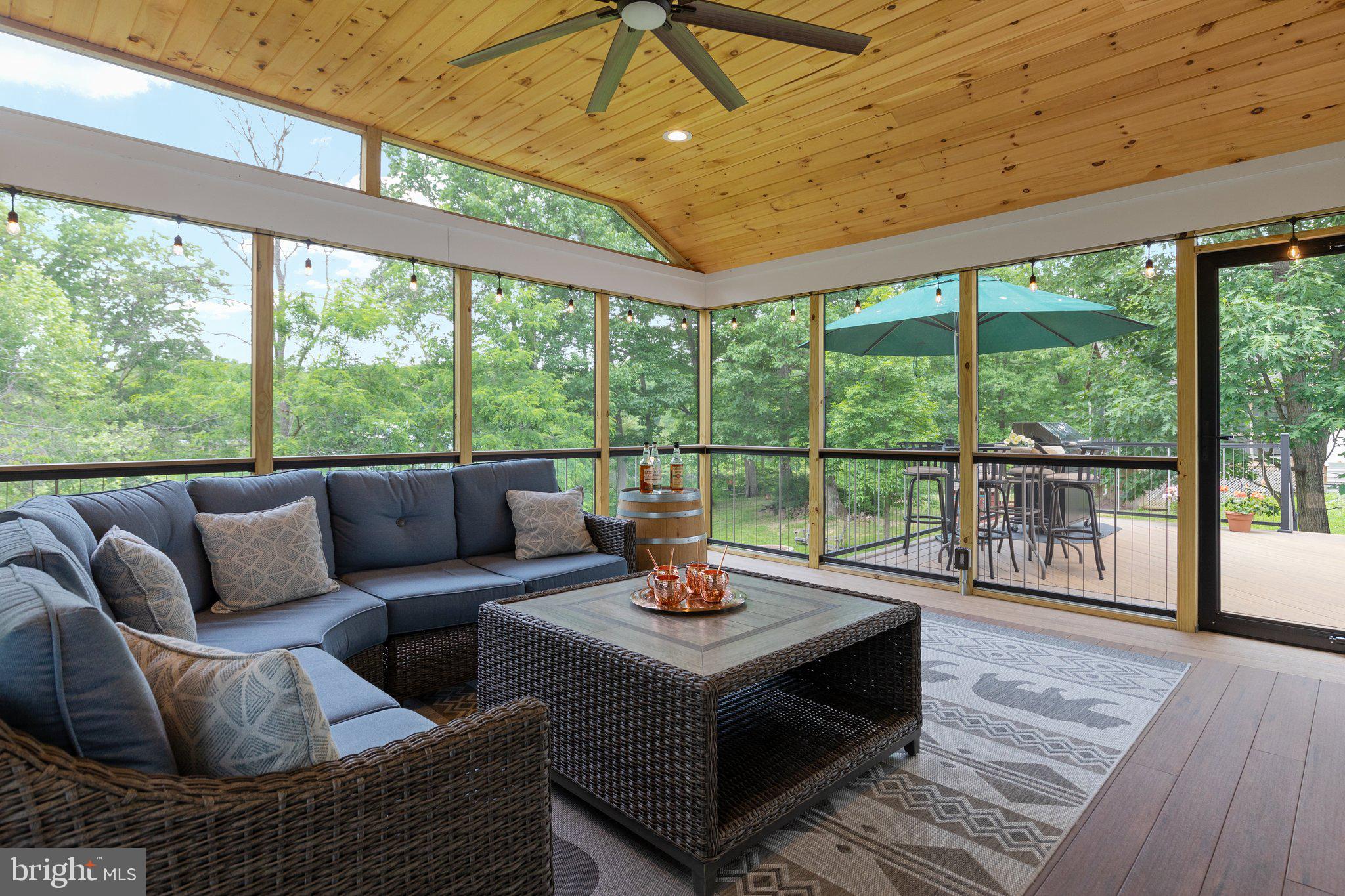 SHANNONDALE - Residential