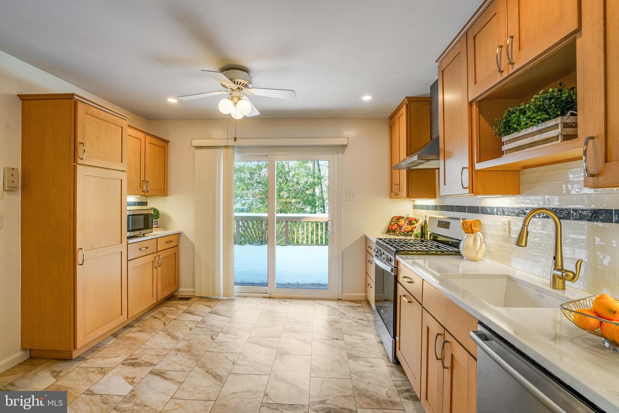 CAMELOT - Residential